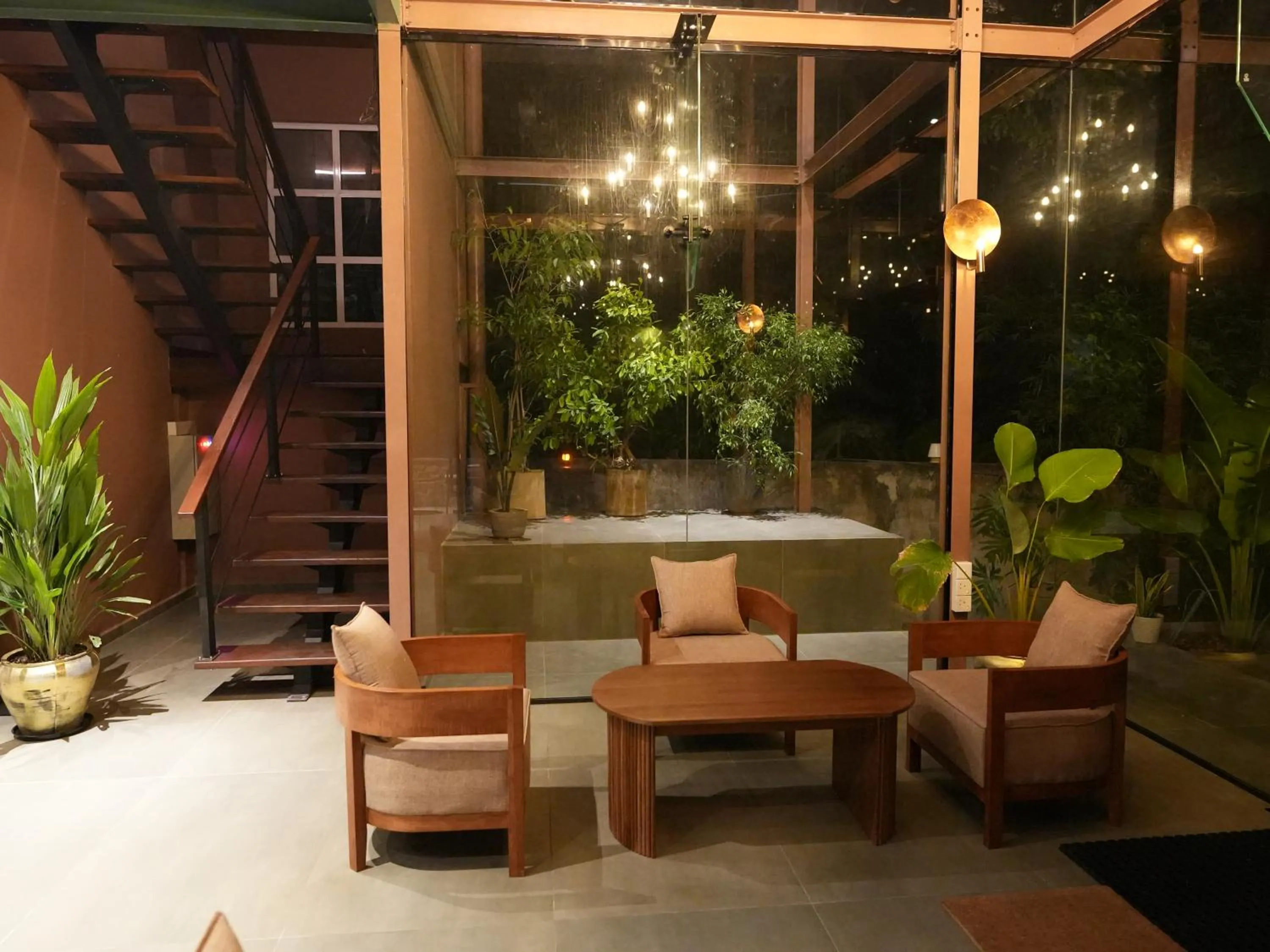 Restaurant/places to eat in Ella Planters Bungalow