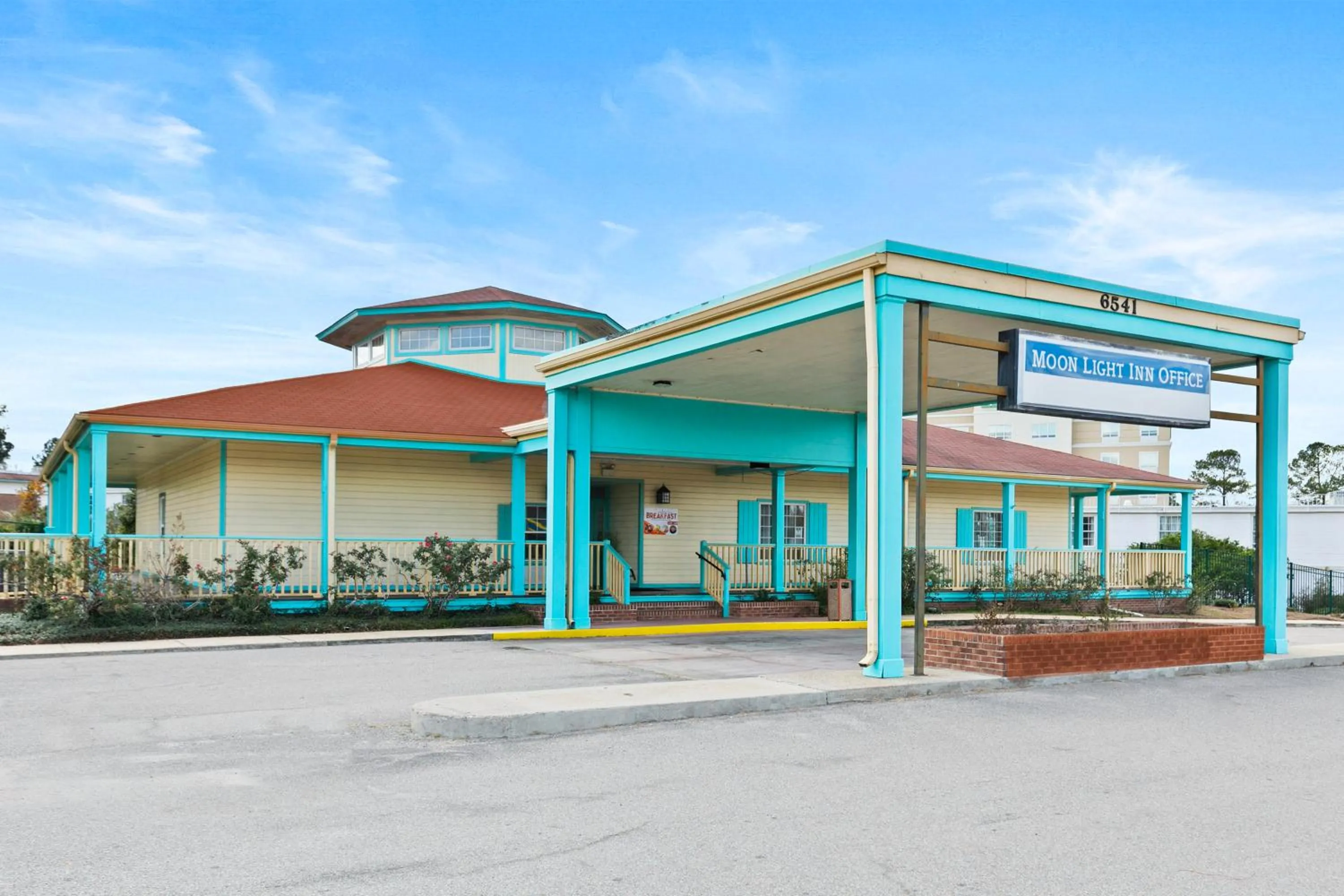 Property building in Moonlight Inn Hotel O Hattiesburg, MS