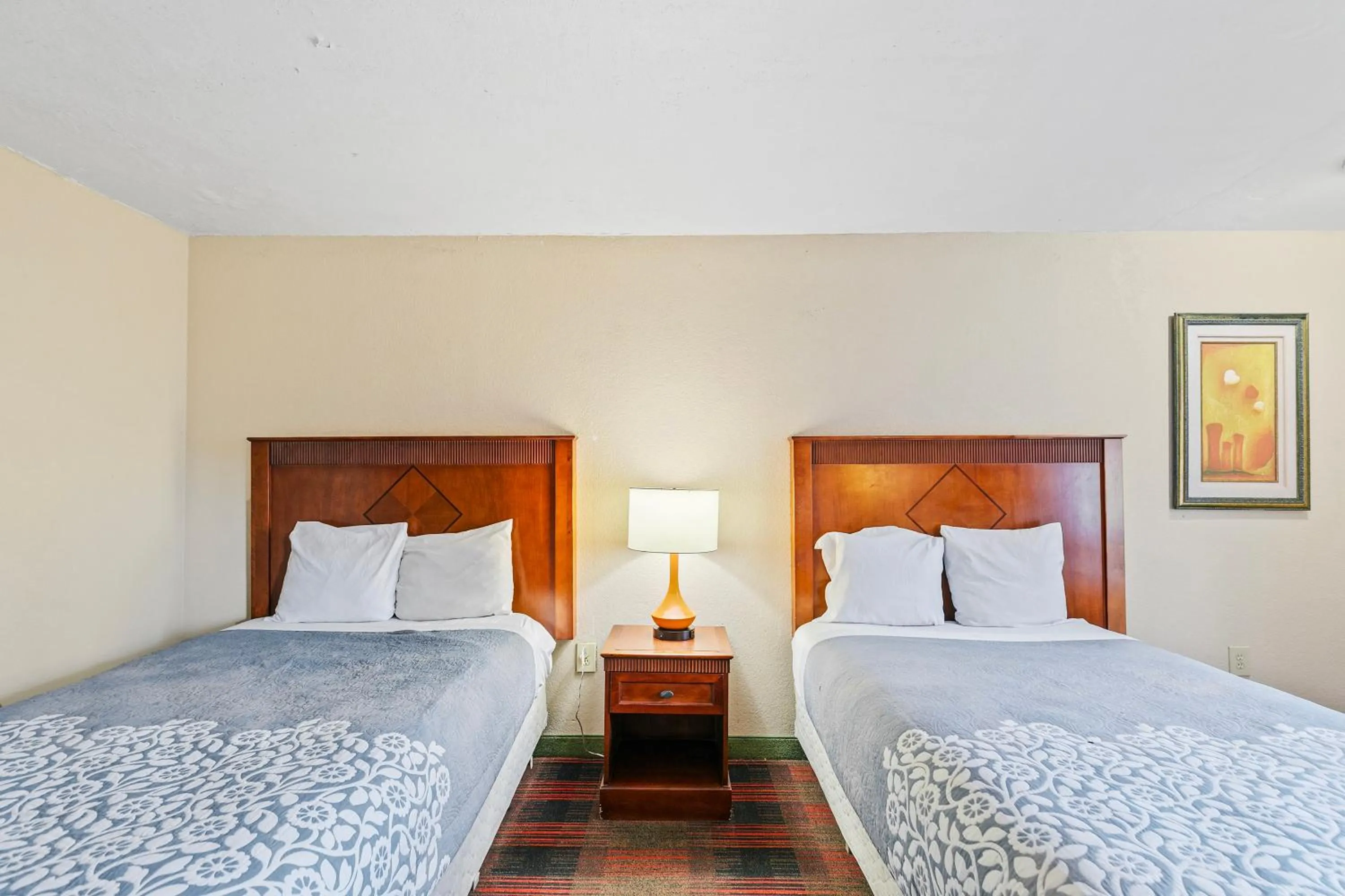 Bedroom, Bed in Moonlight Inn Hotel O Hattiesburg, MS