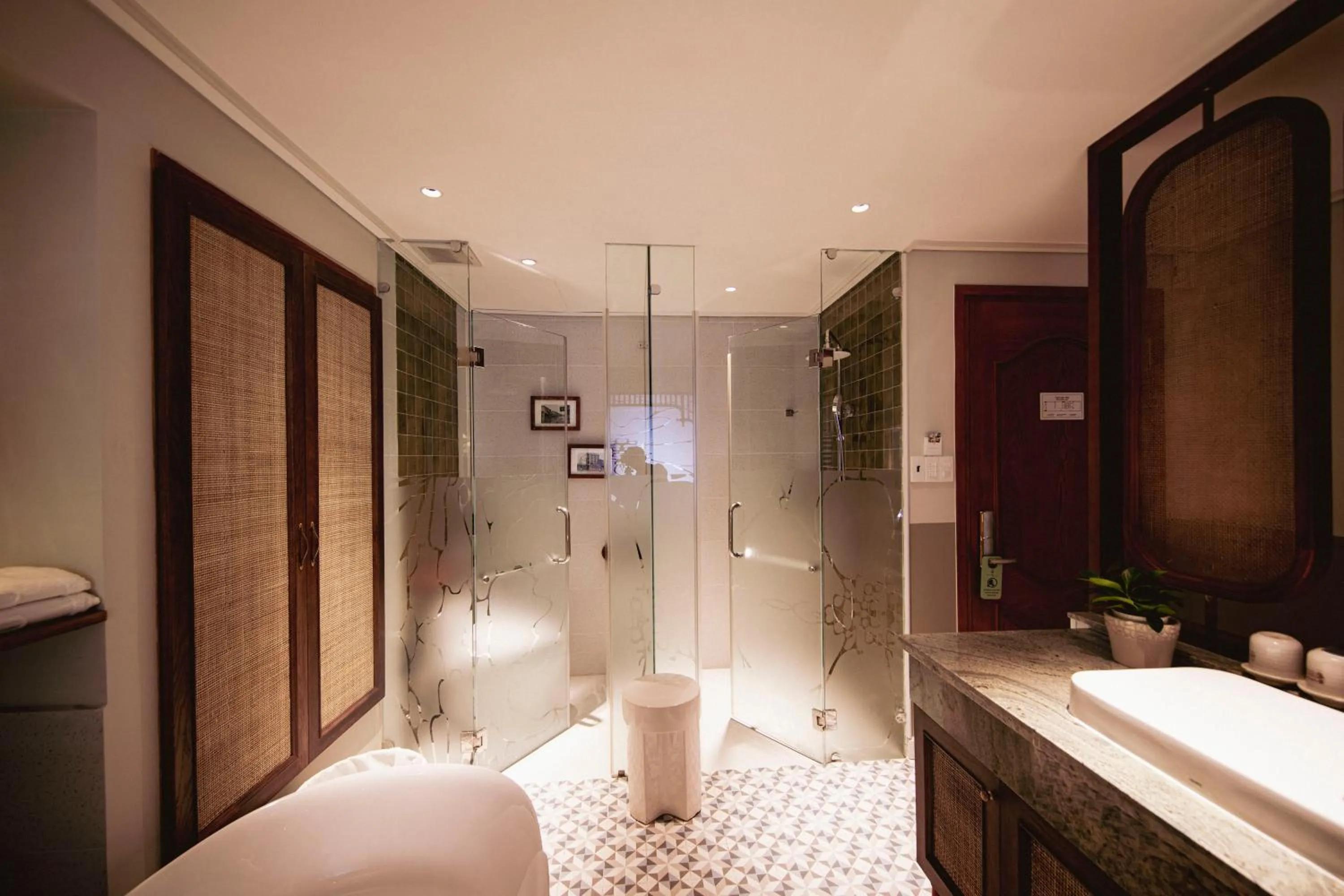 Bathroom in Au Lac Boutique Hotel