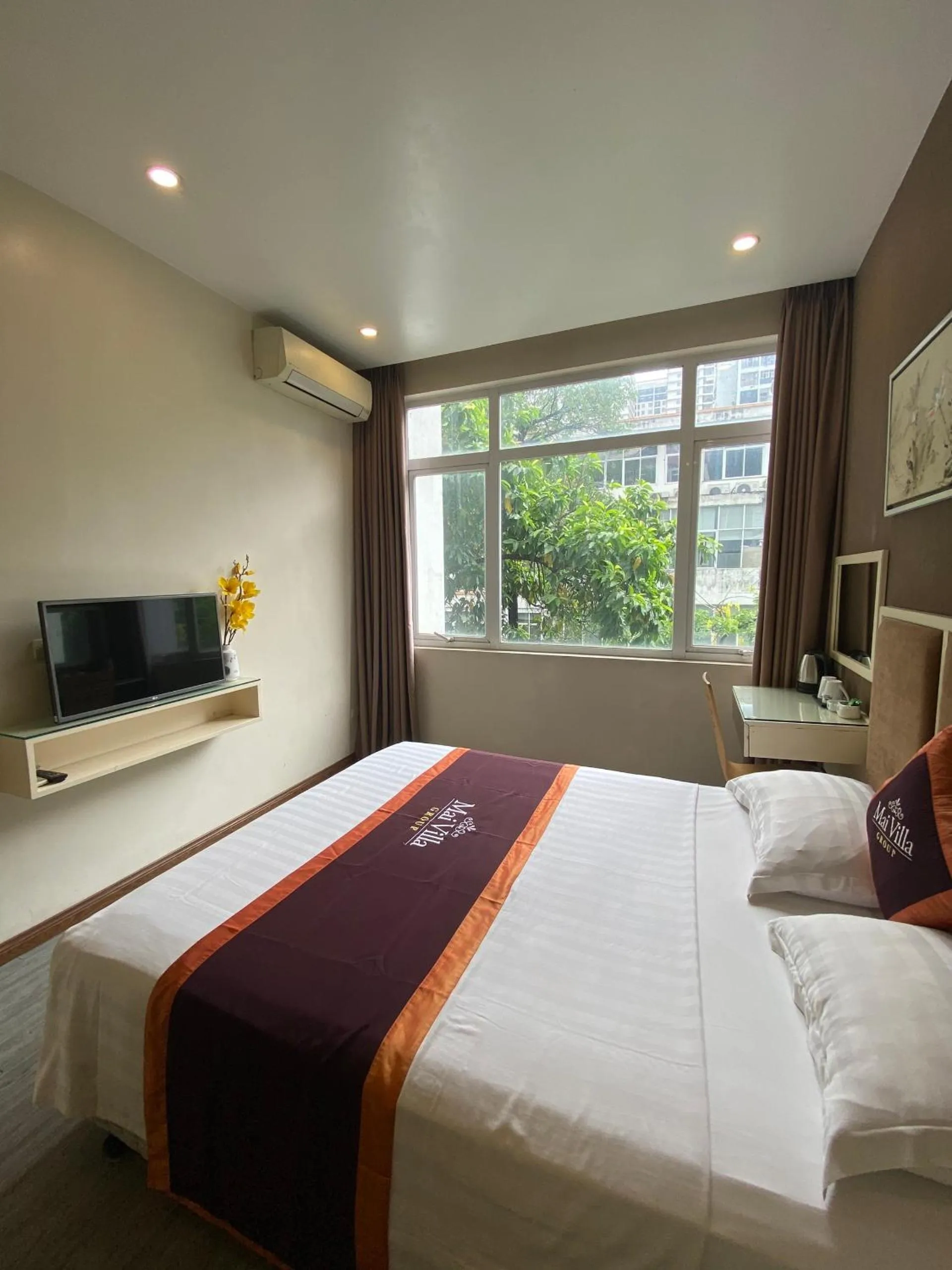 Communal lounge/ TV room, Bed in Mai Villa 8