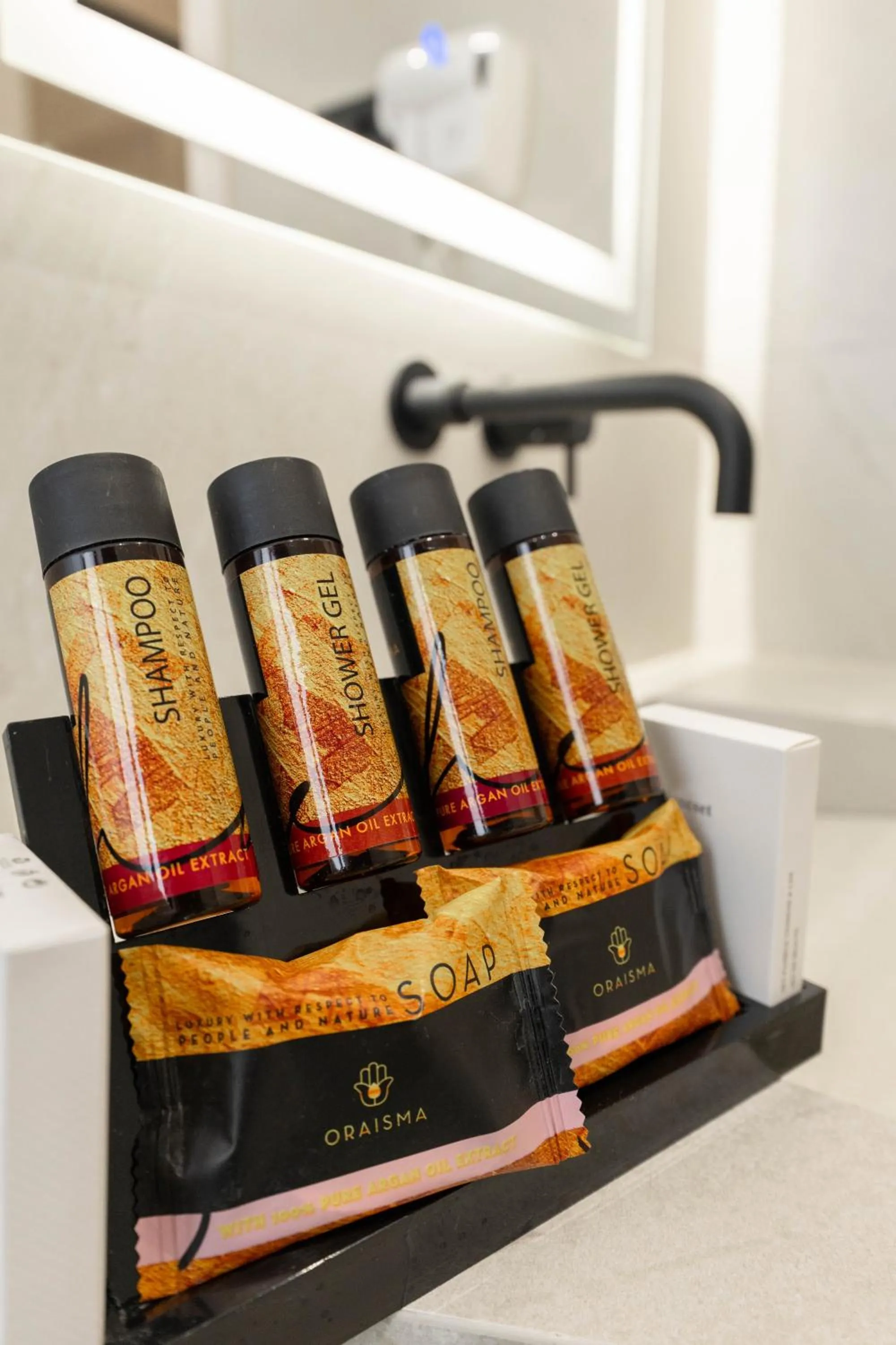 Shower in SASSO Hotel