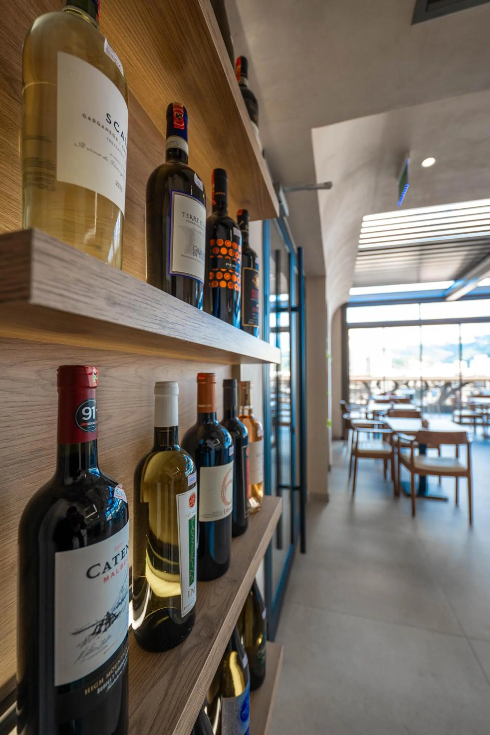 Restaurant/places to eat in SASSO Hotel