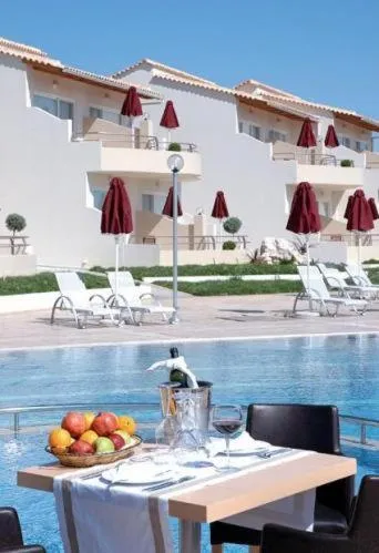 Swimming pool in Verde Al Mare Boutique Hotel