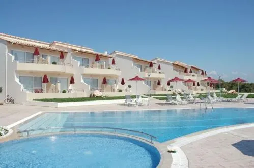 Swimming pool in Verde Al Mare Boutique Hotel