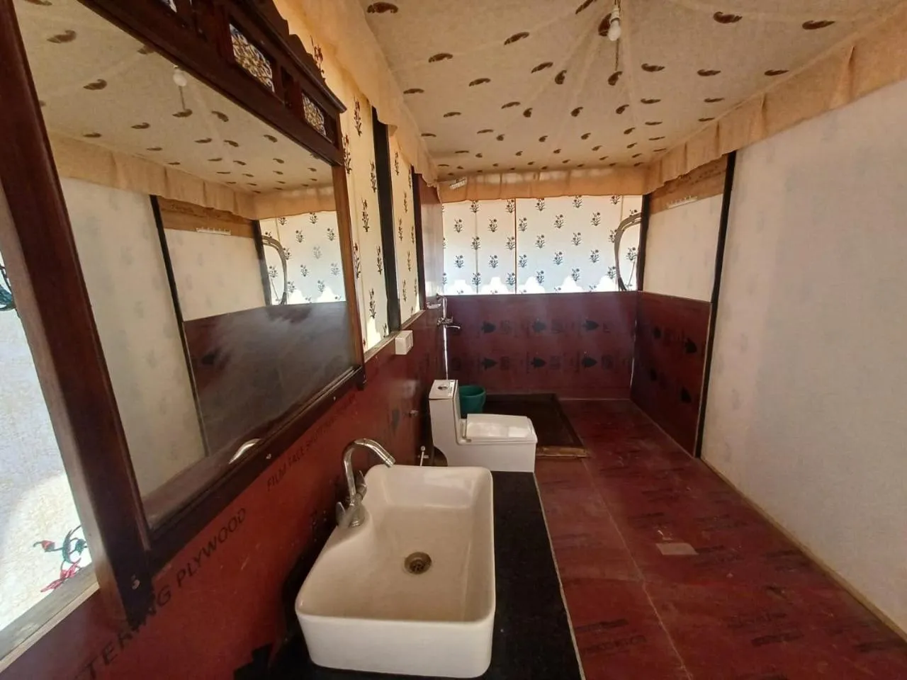 Toilet in Braham Vatika Resort