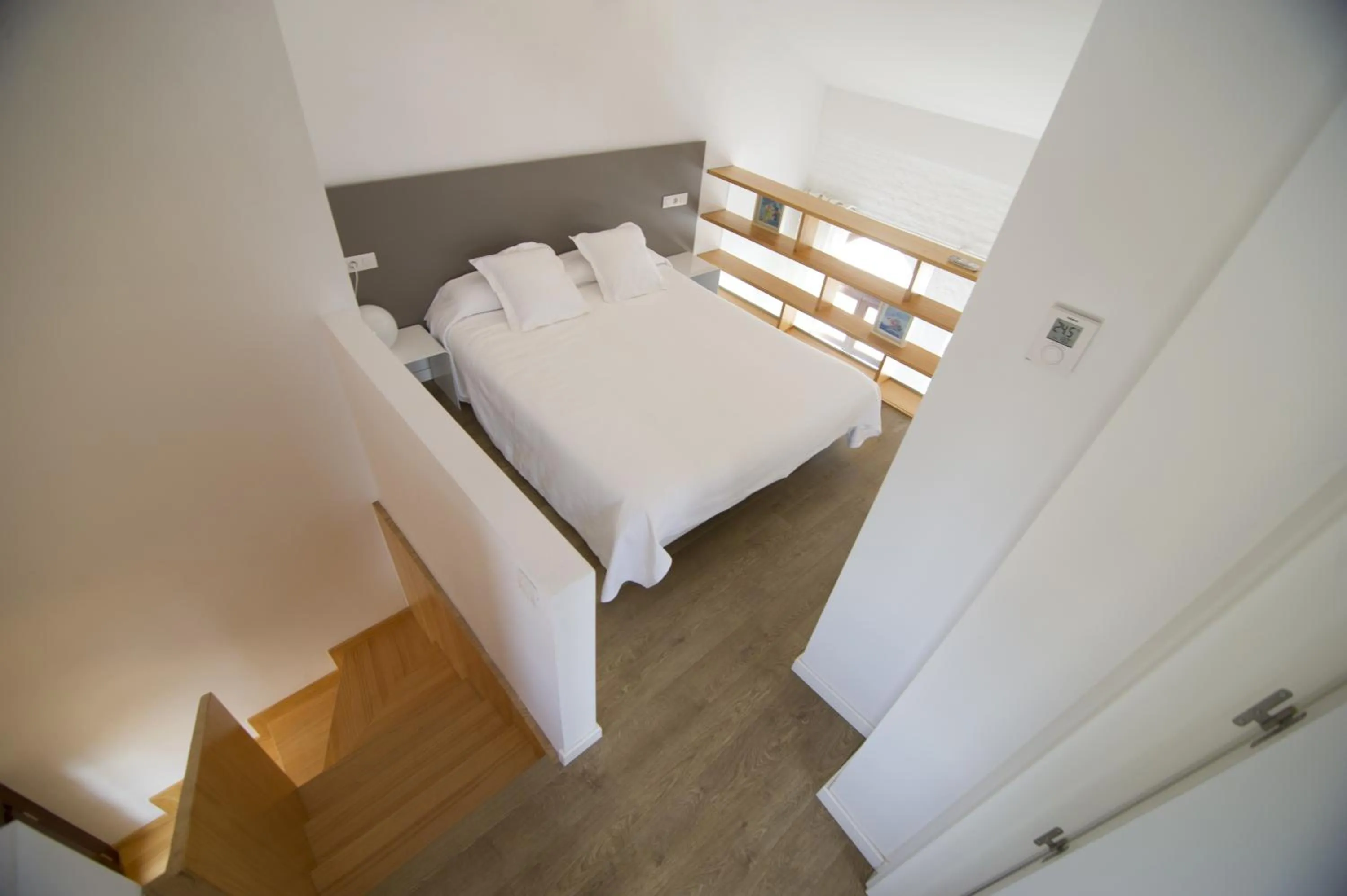 Bedroom, Bed in Smart Suites Albaicin