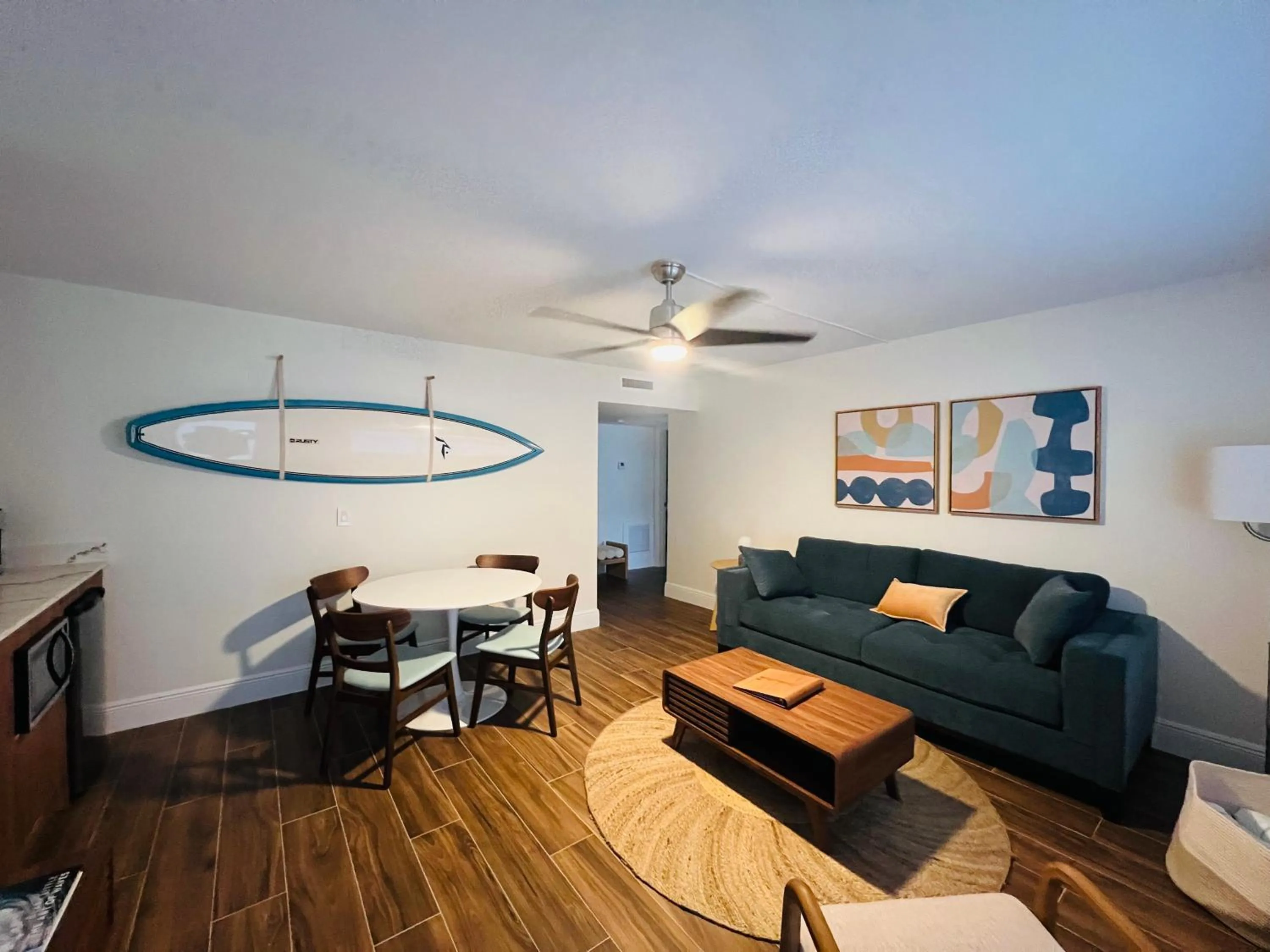 Living room in Melbourne Beach Resort & Surf Club