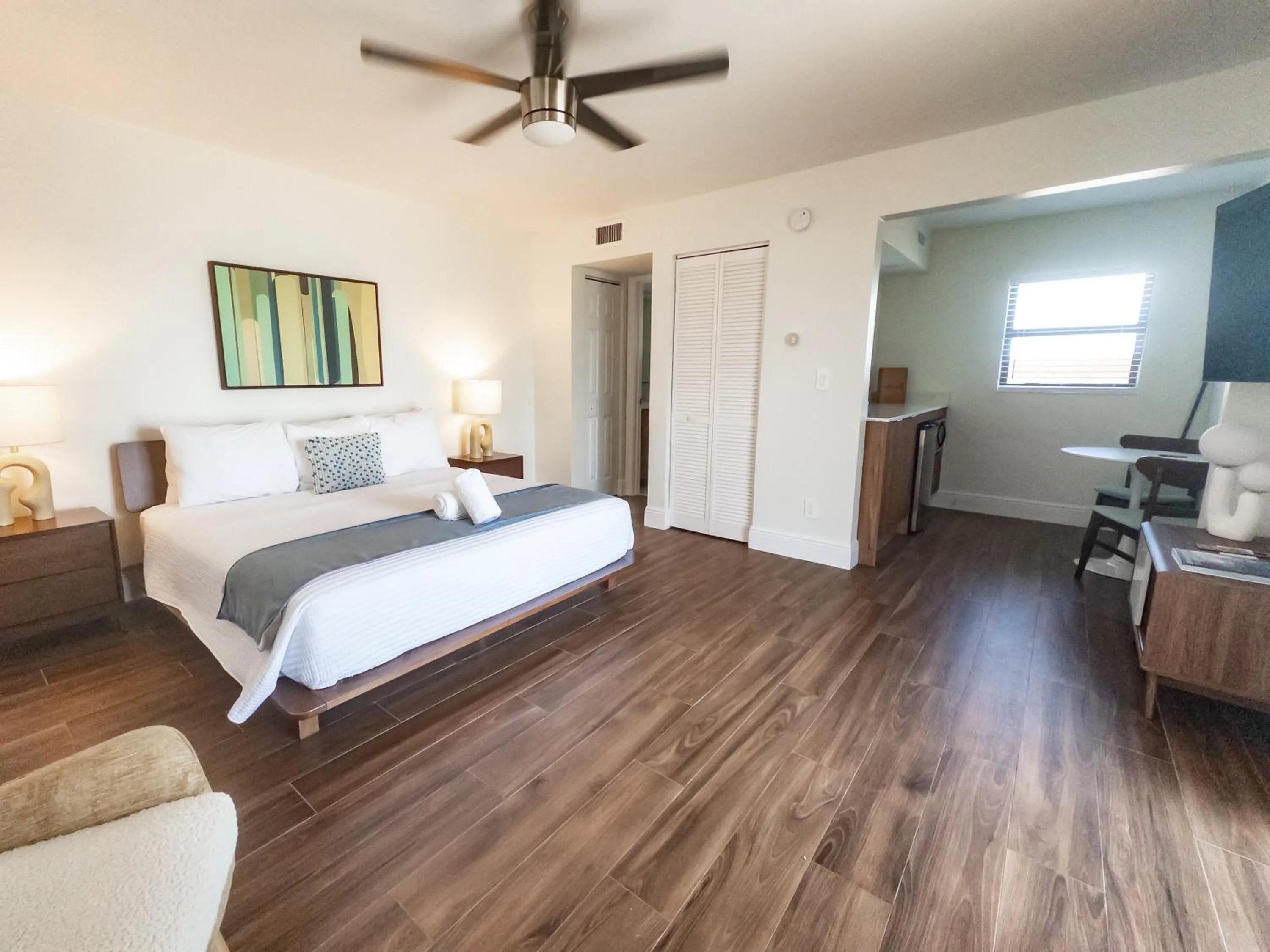 Bedroom, Bed in Melbourne Beach Resort & Surf Club