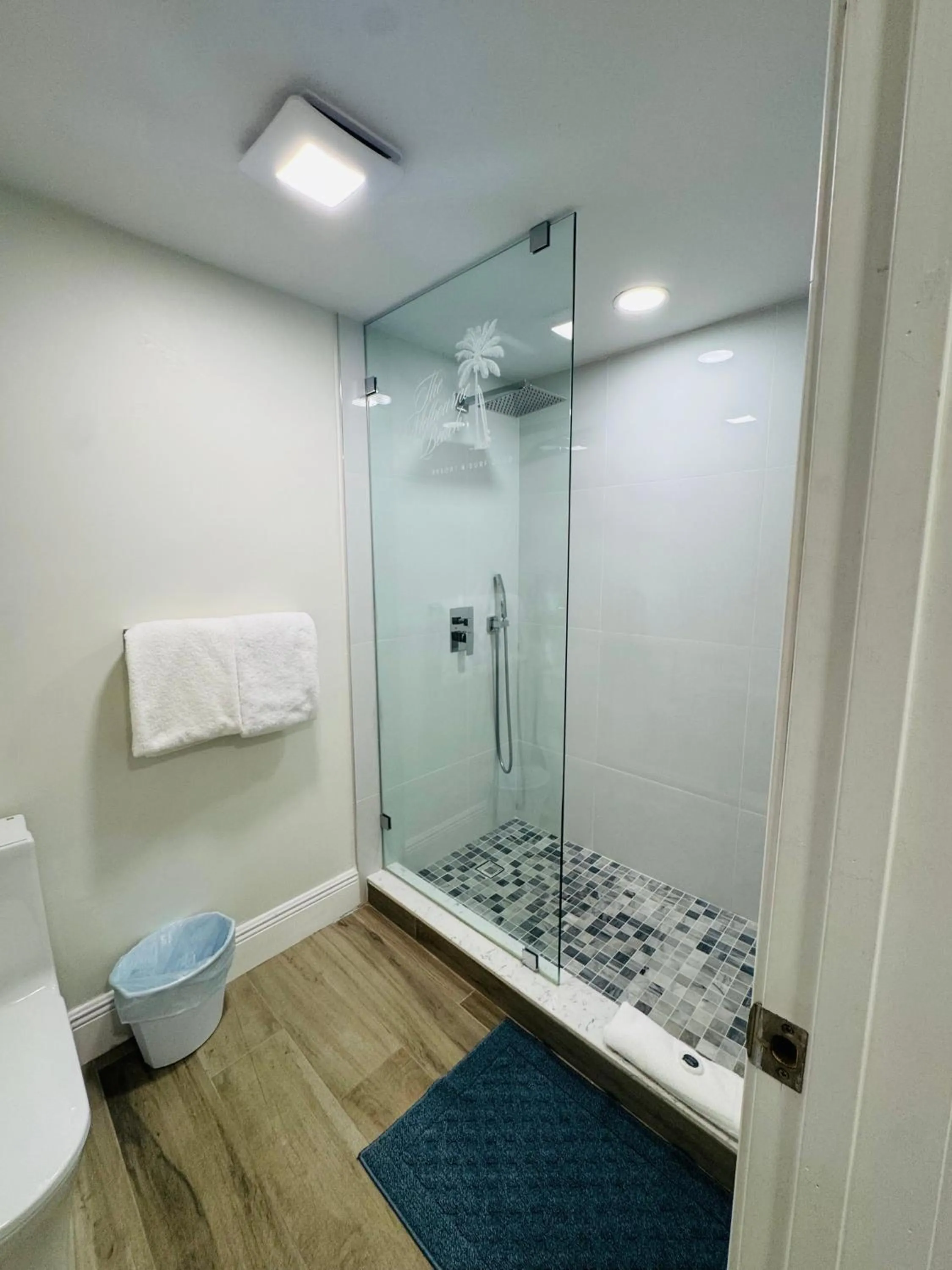 Bathroom in Melbourne Beach Resort & Surf Club