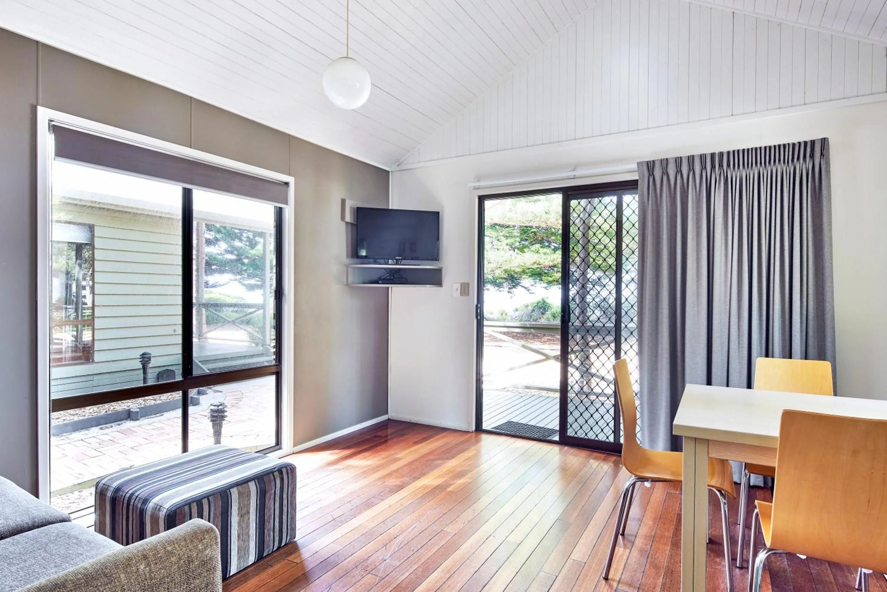 Communal lounge/ TV room in NRMA Murramarang Beachfront Holiday Resort