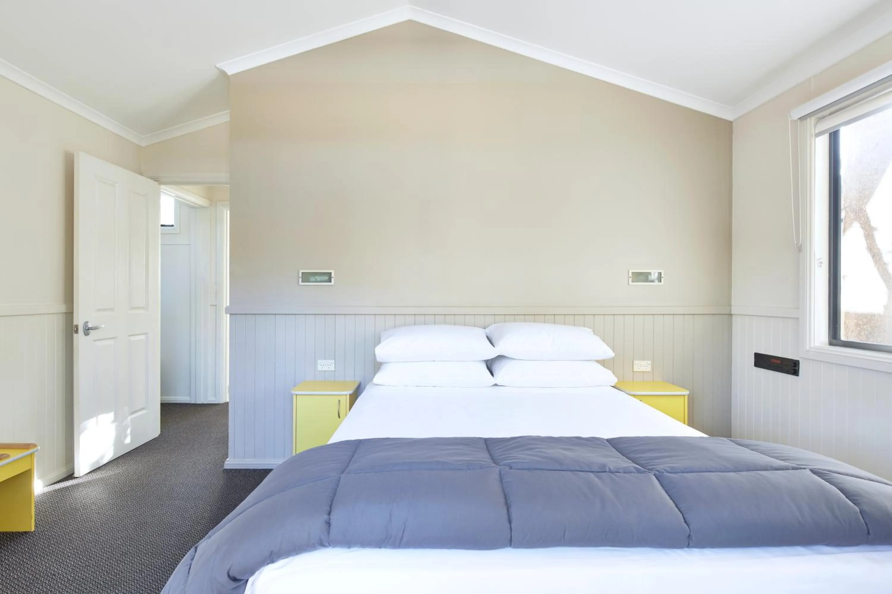 Bed in NRMA Ocean Beach Holiday Resort