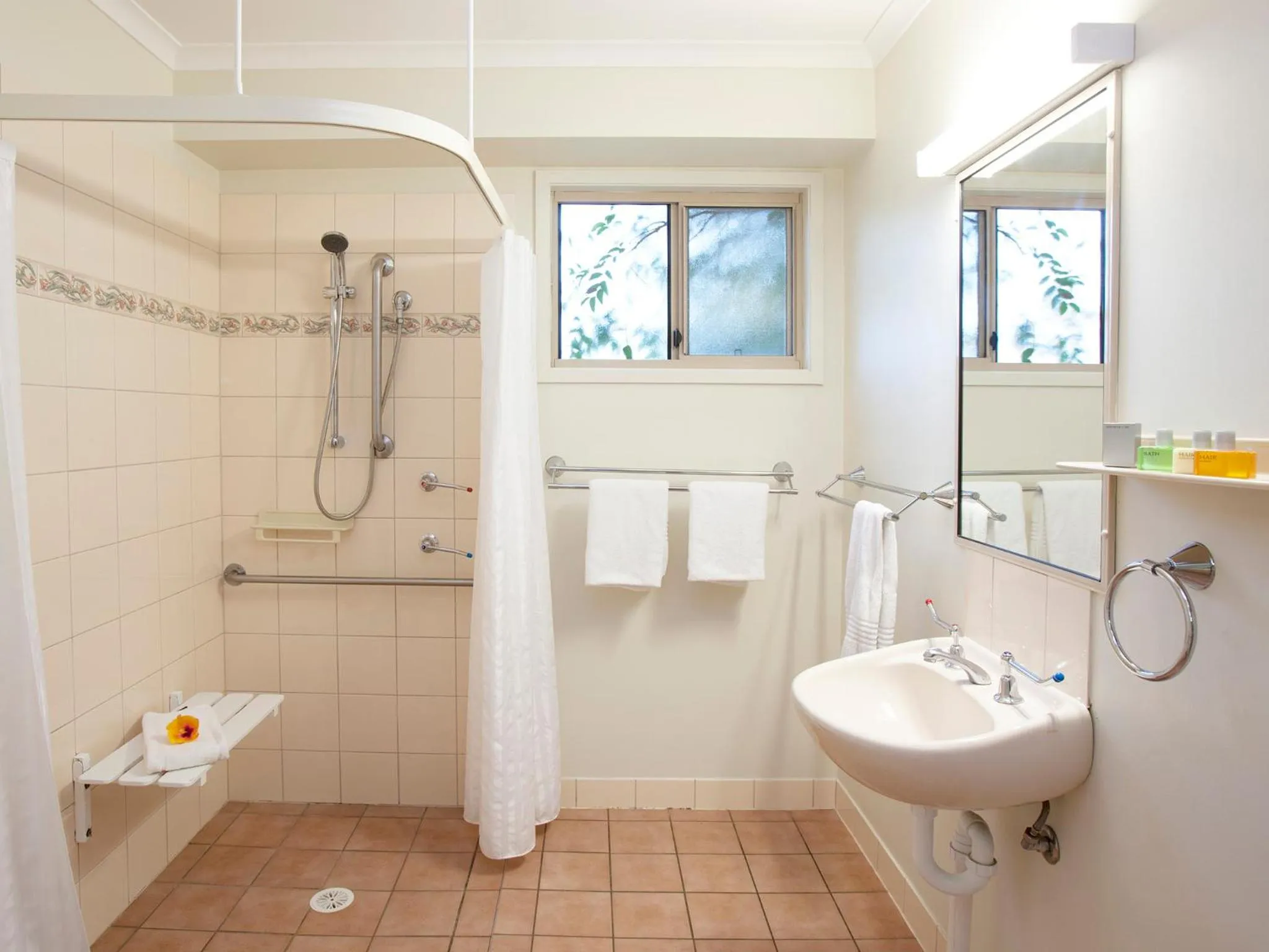 Bathroom in NRMA Ocean Beach Holiday Resort
