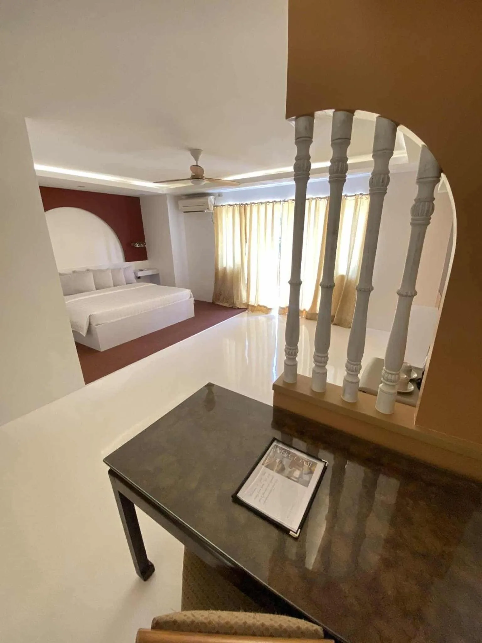 Bed in Buena Casa Hotel