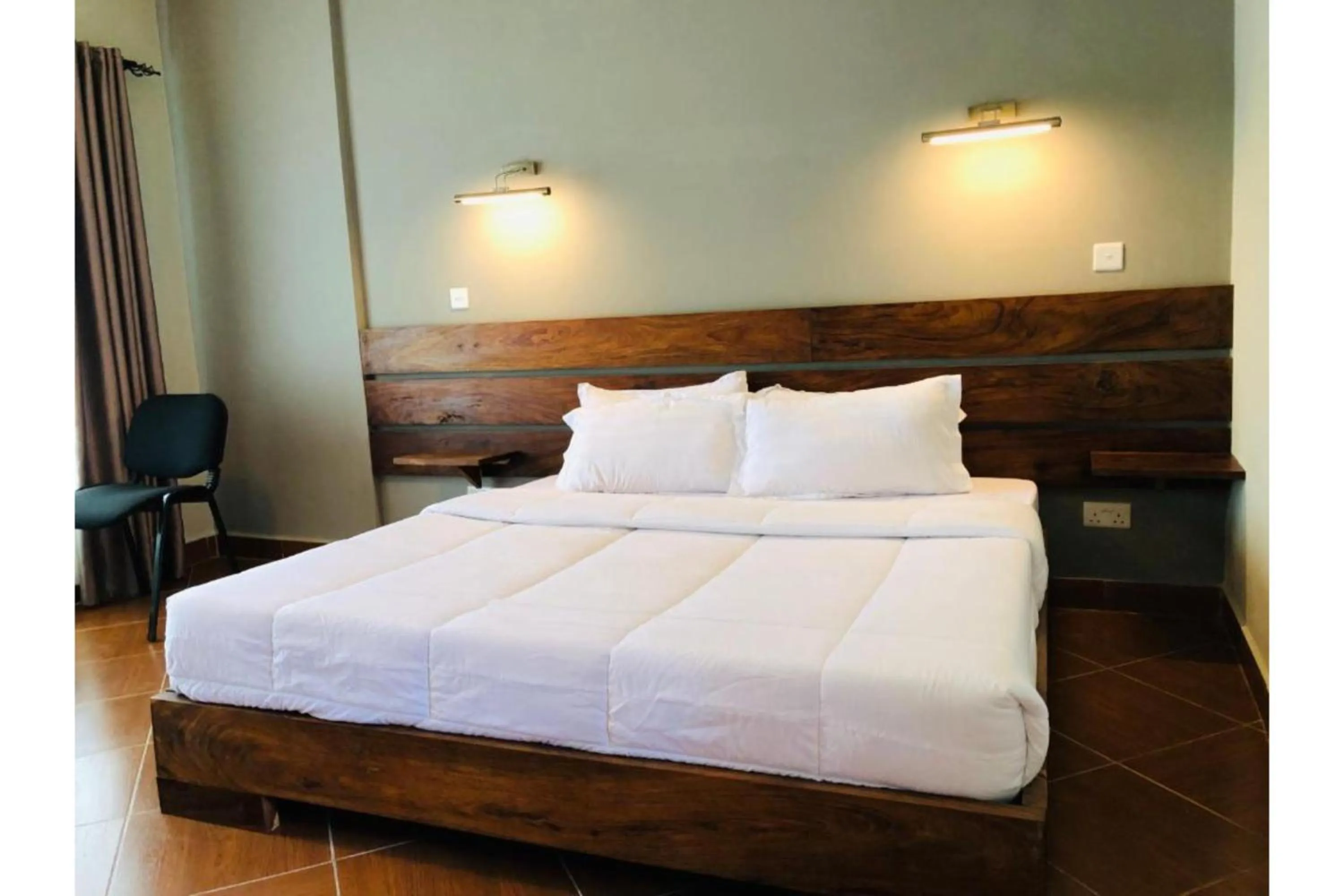 Bed in Meley Impala Hotel