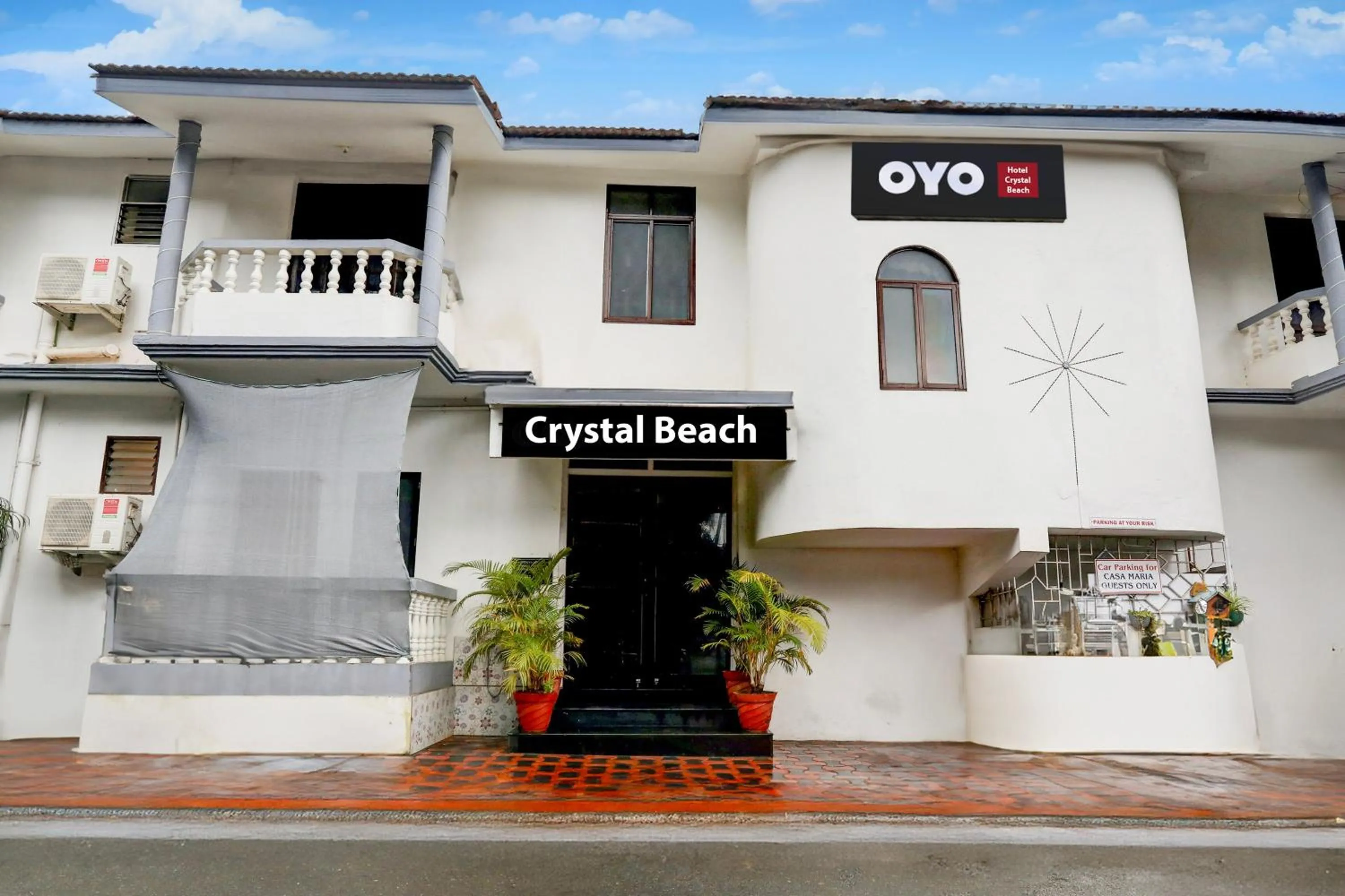 Facade/entrance in Hotel O Crystal Beach
