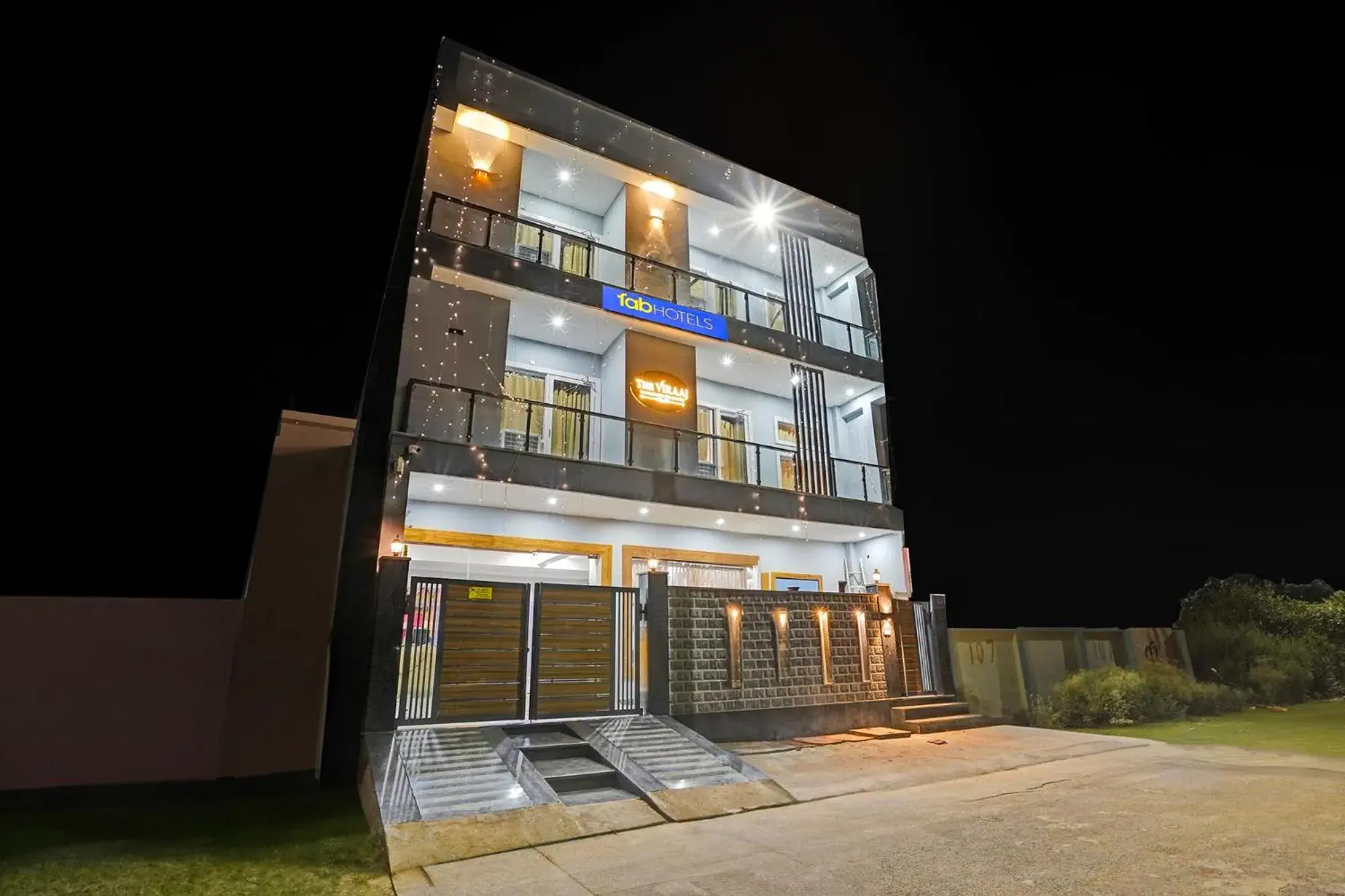 FabHotel The Viraaj FabHotel The Viraaj