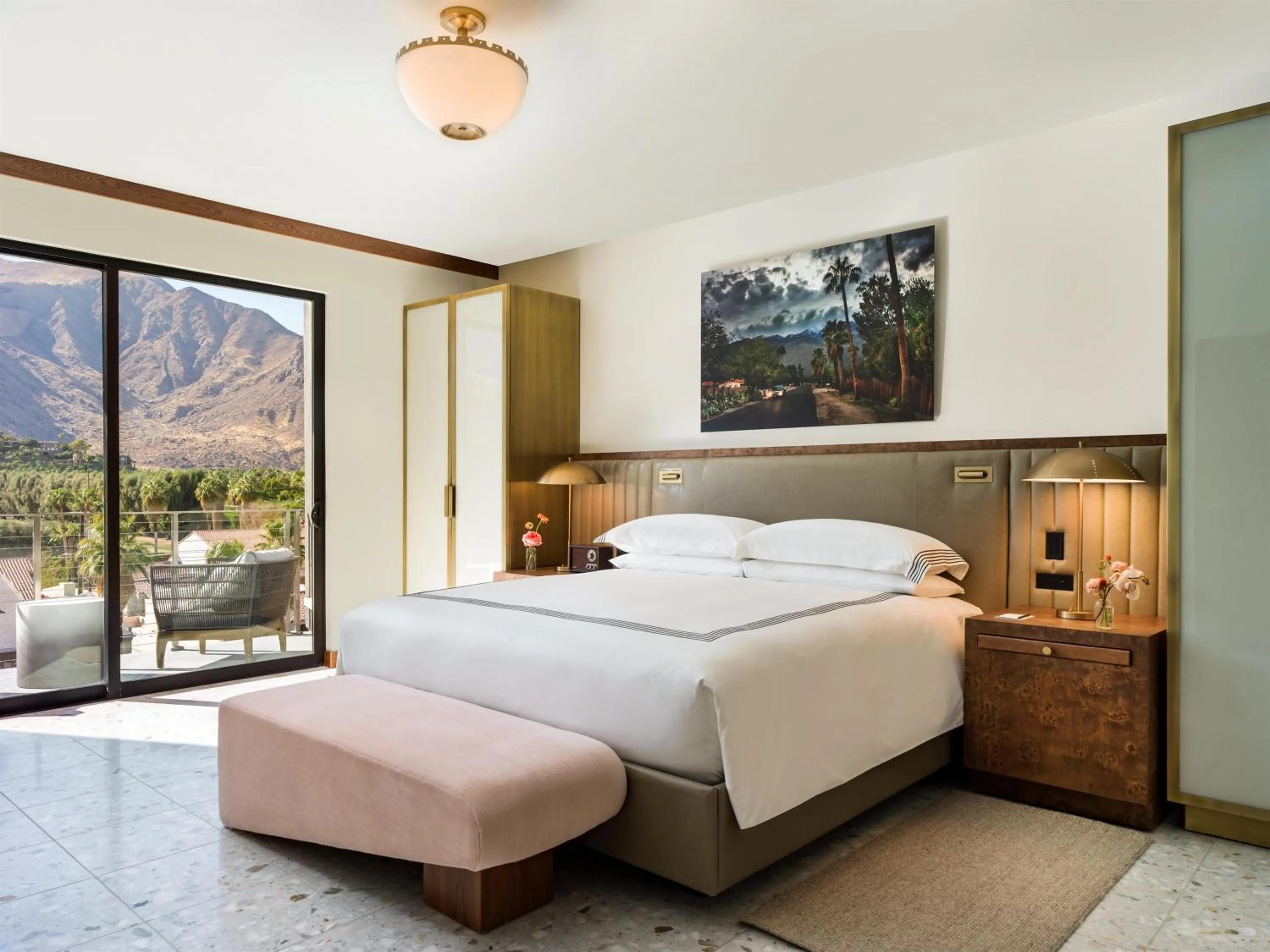 Photo of the whole room, Bed in Thompson Palm Springs, By Hyatt