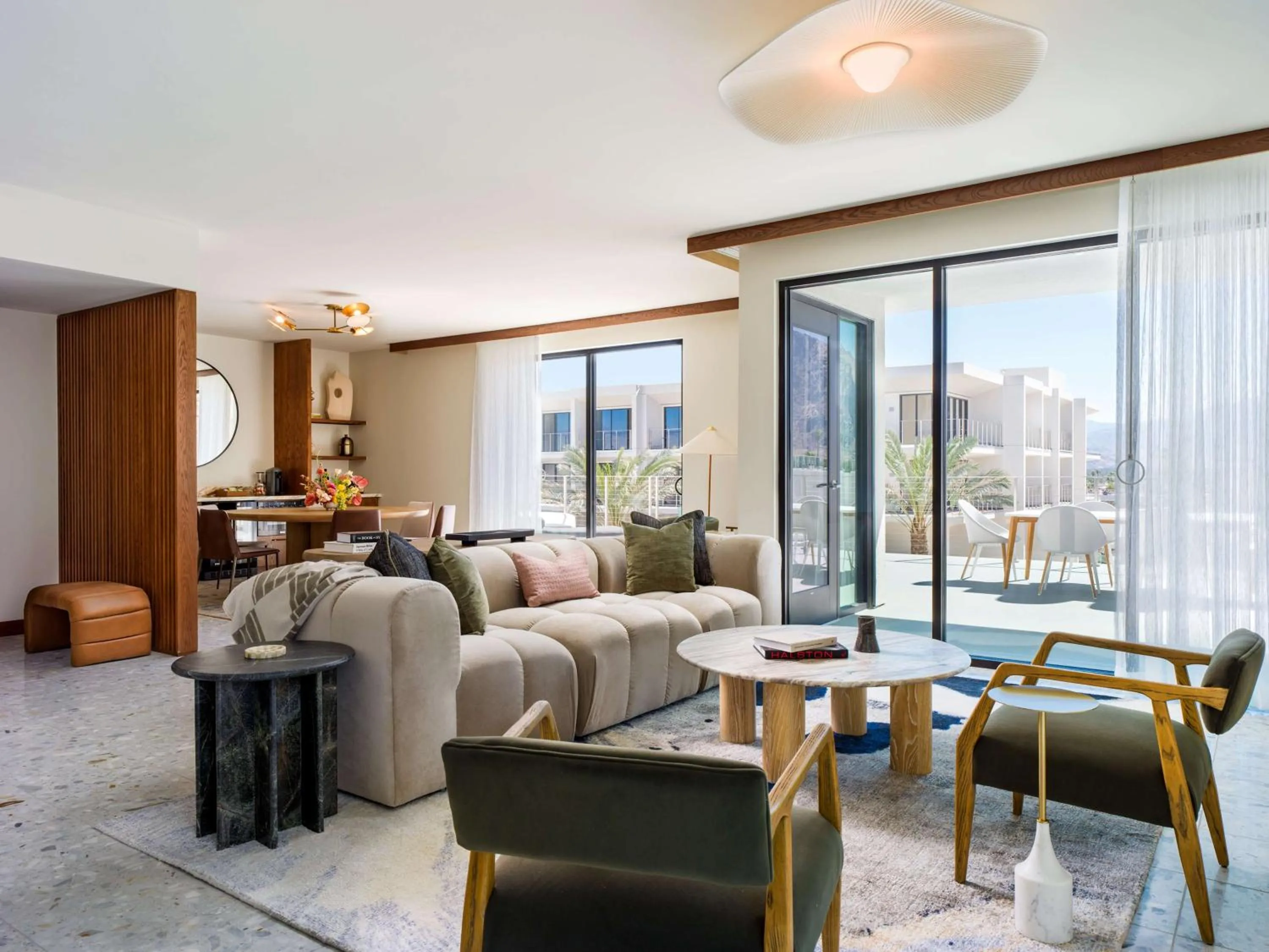 Photo of the whole room in Thompson Palm Springs, By Hyatt