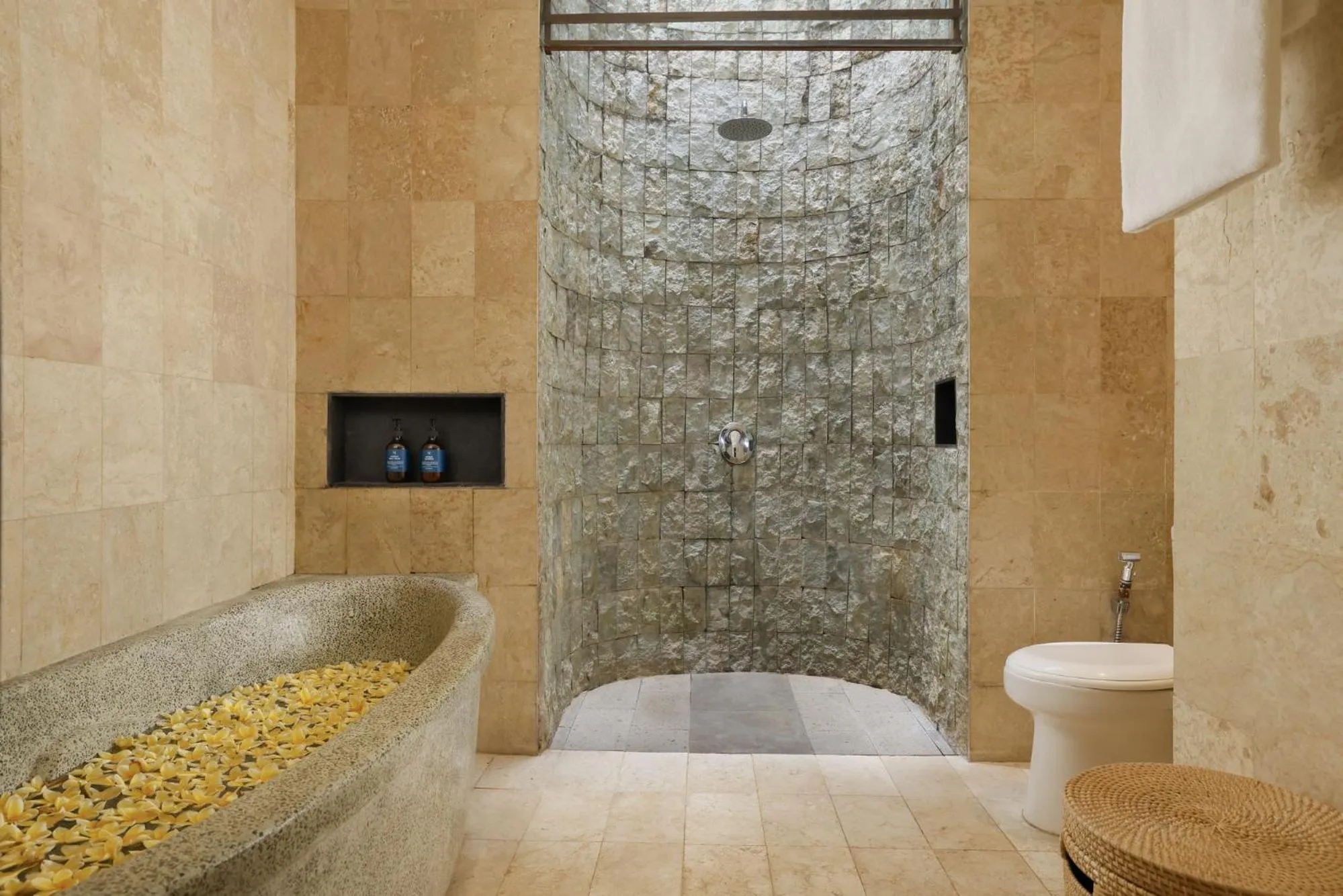 Shower in Villa Leona Valley View by Nakula