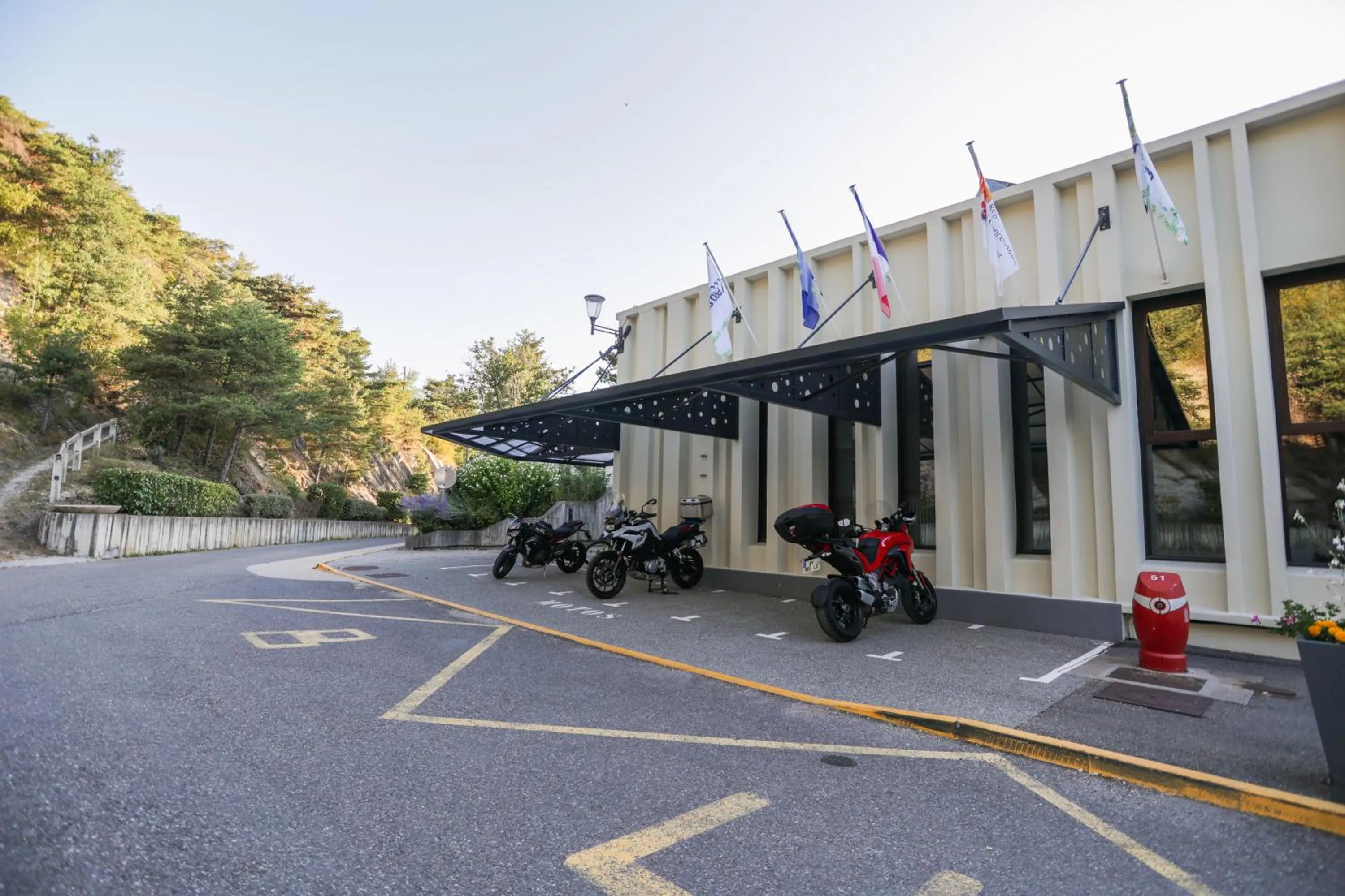 Parking in Village Club Les Hyvans