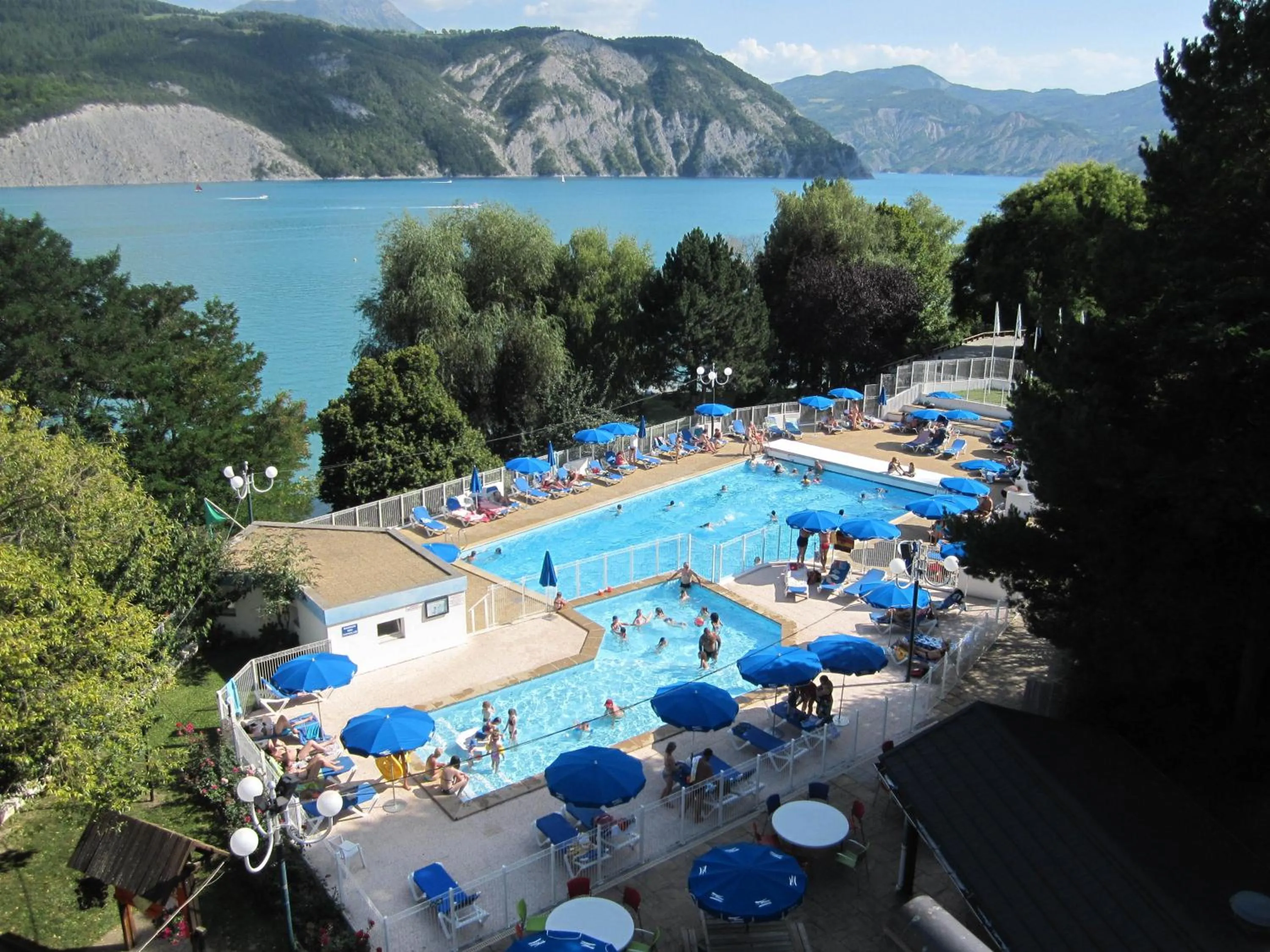 Day in Village Club Les Hyvans