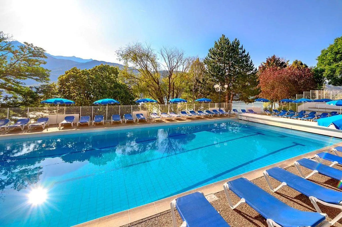 Spring in Village Club Les Hyvans