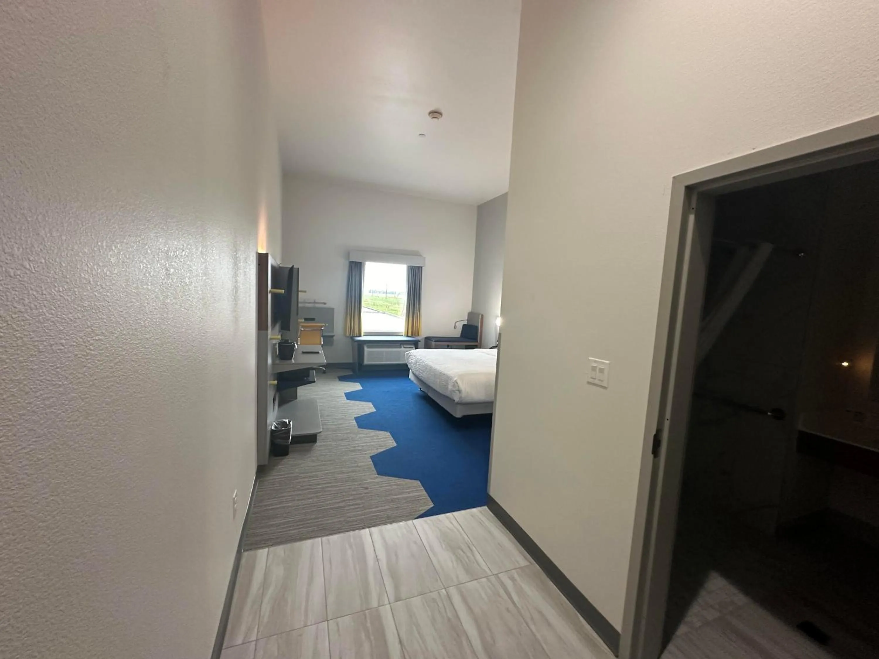Photo of the whole room, Bed in Microtel Inn & Suites by Wyndham Amarillo West