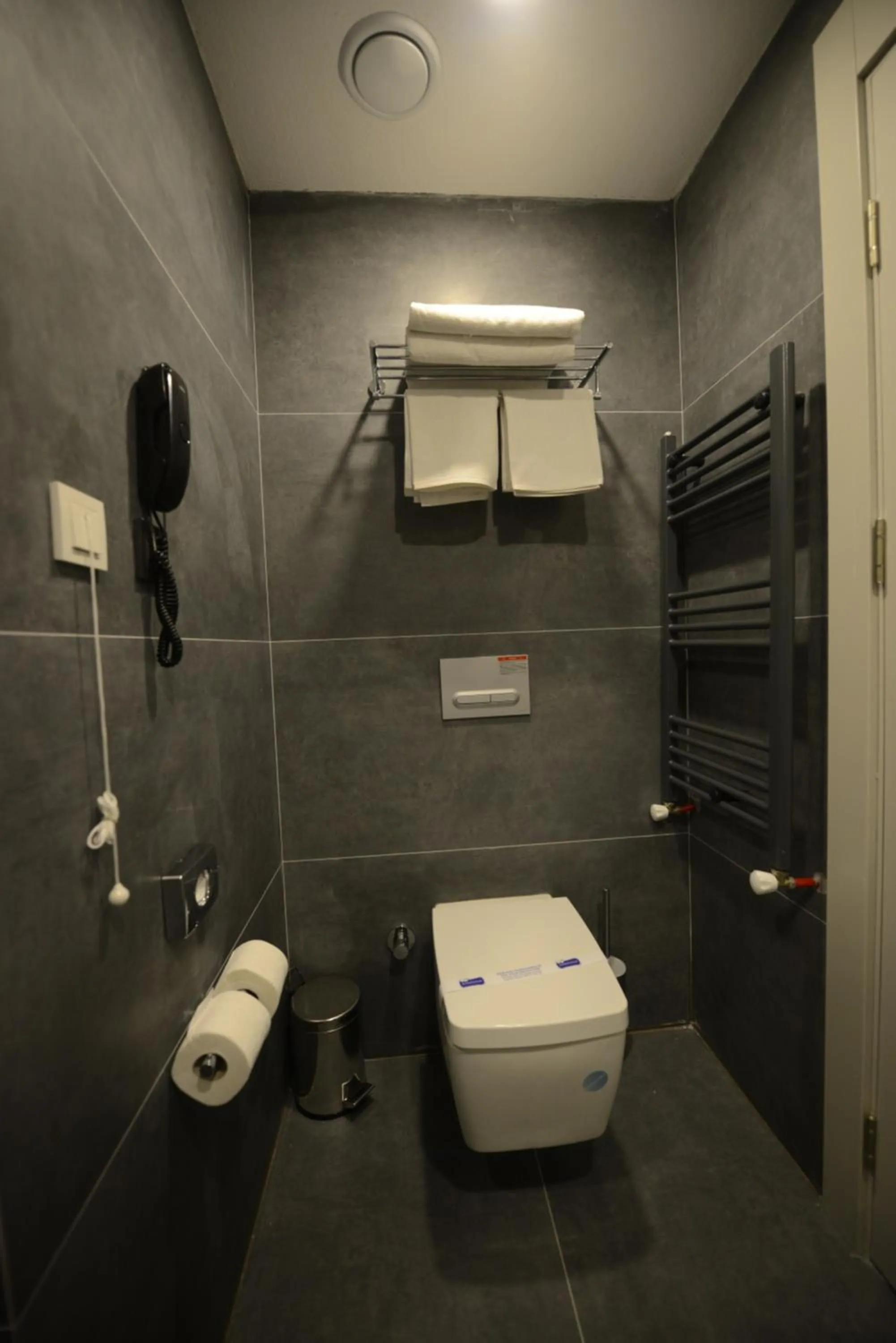 Shower in Wyndham Garden Cambasi