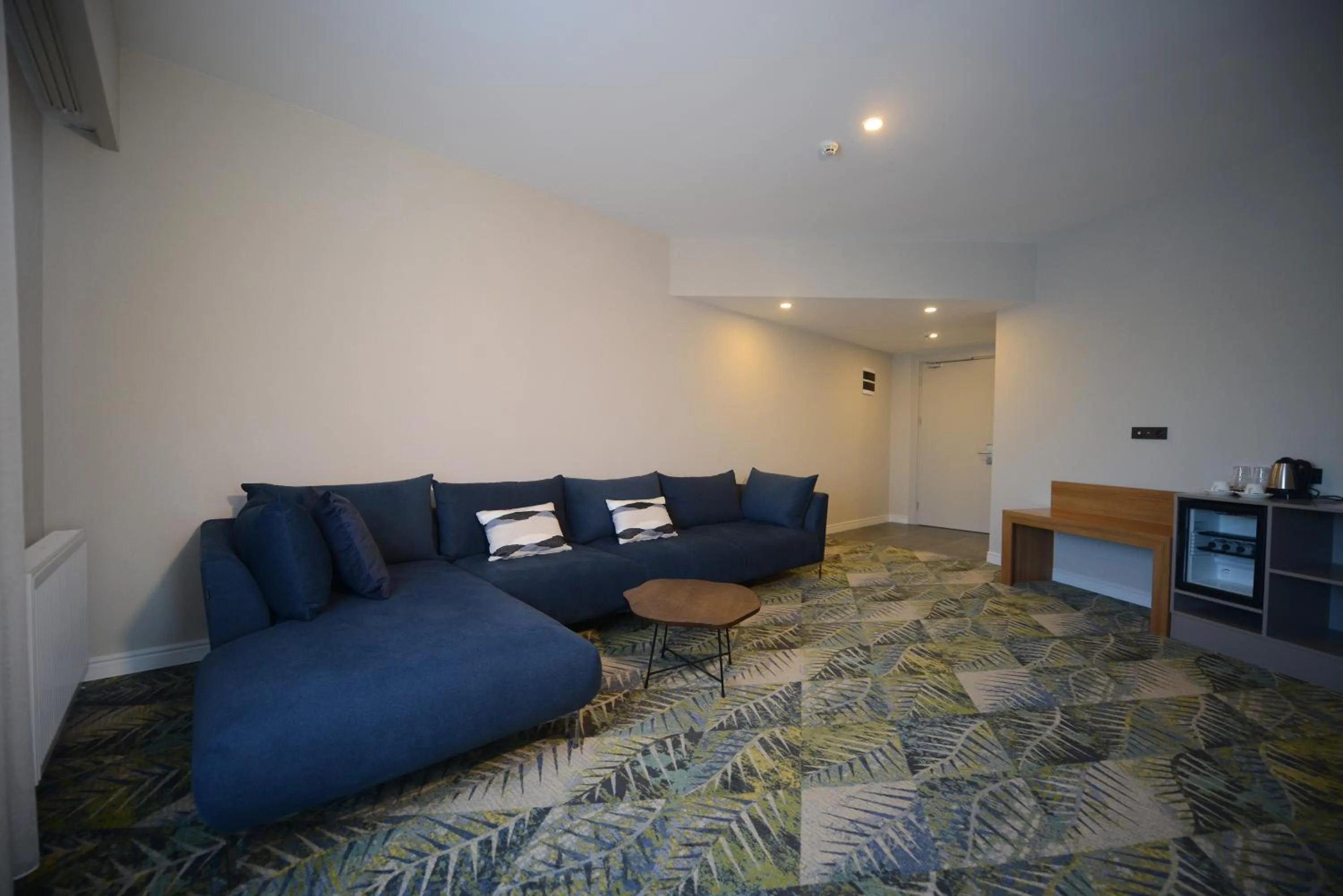 Toilet in Wyndham Garden Cambasi