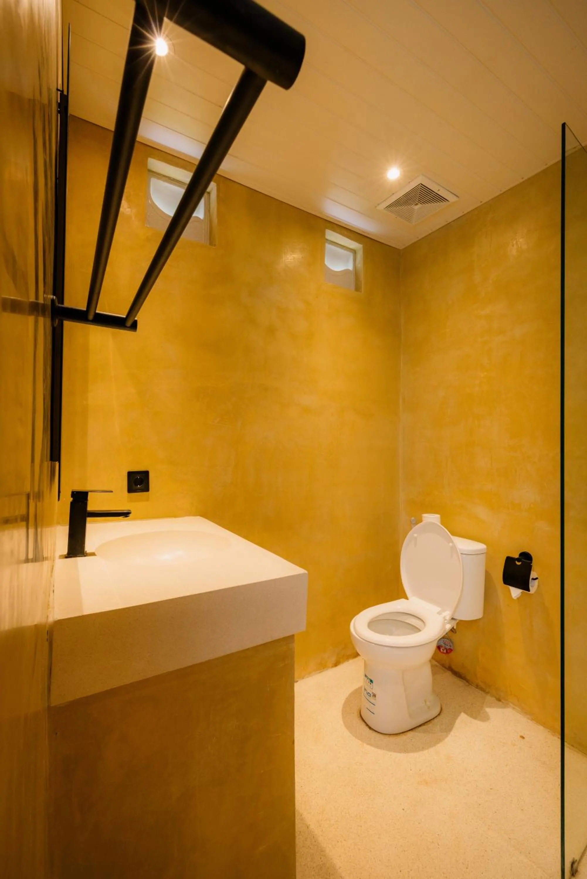 Toilet in Tegal Wangi Canggu