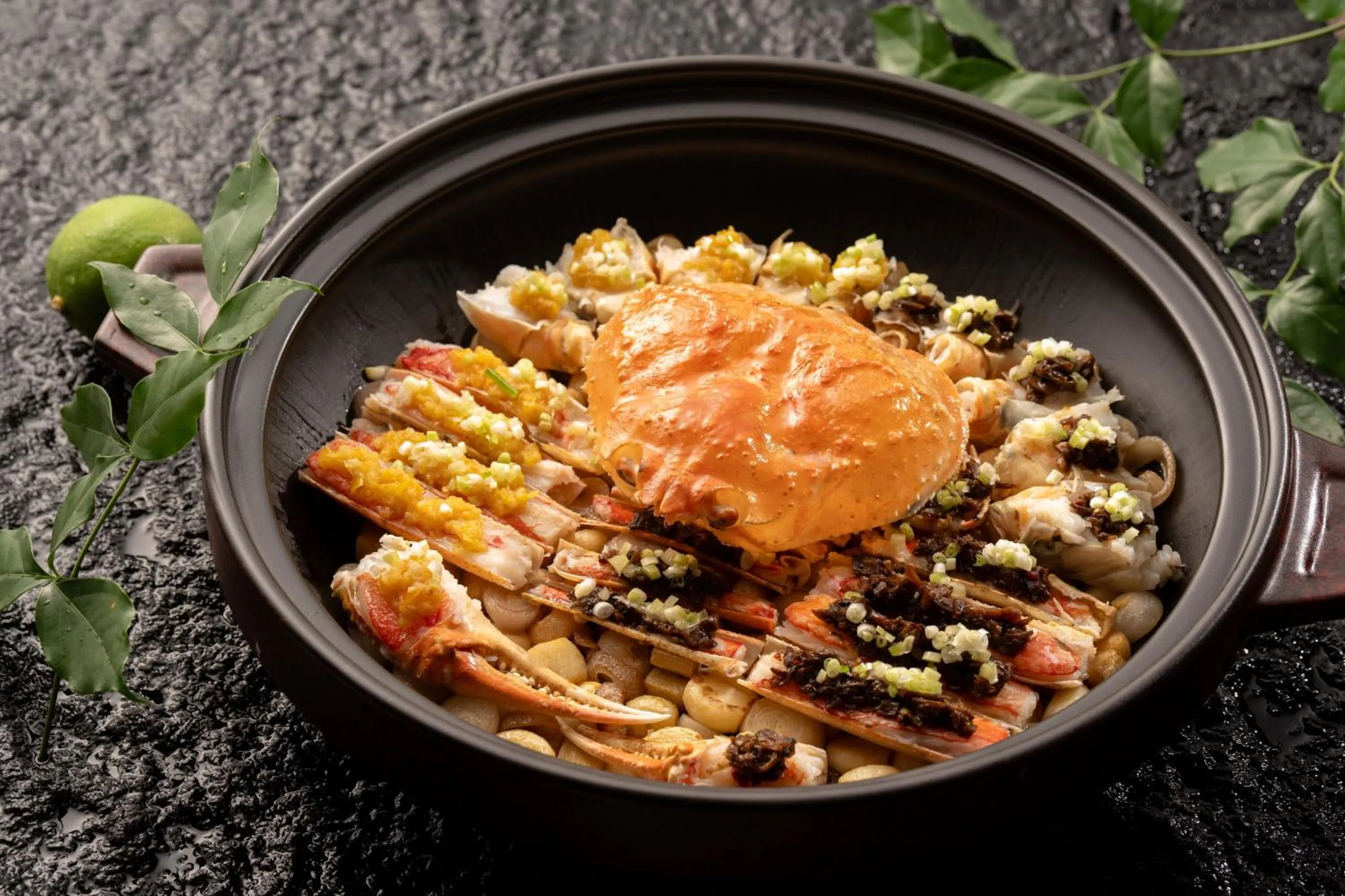 Restaurant/places to eat in Holiday Inn Hangzhou GCEC