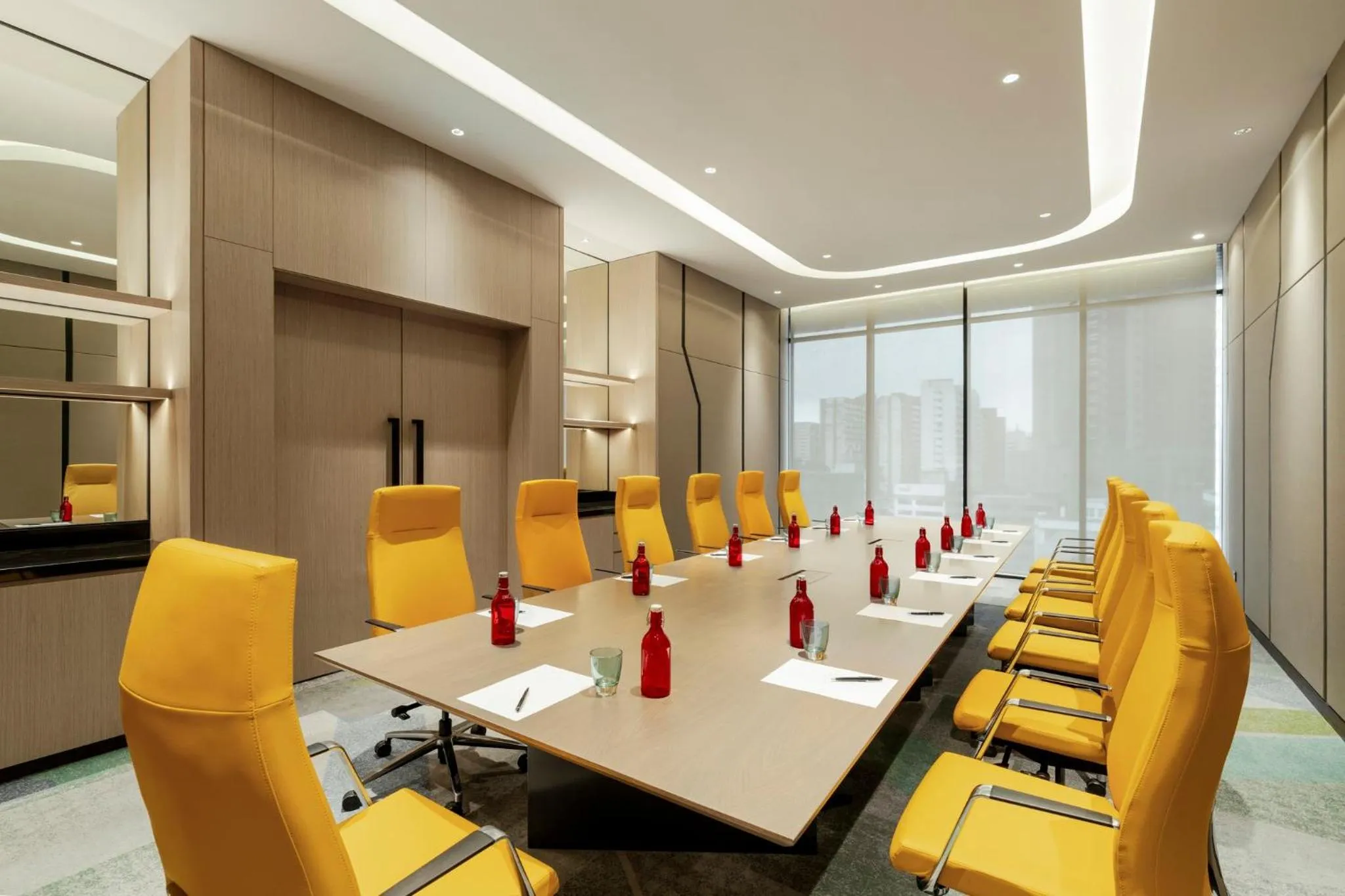 Meeting/conference room in Holiday Inn Kuala Lumpur Bangsar by IHG