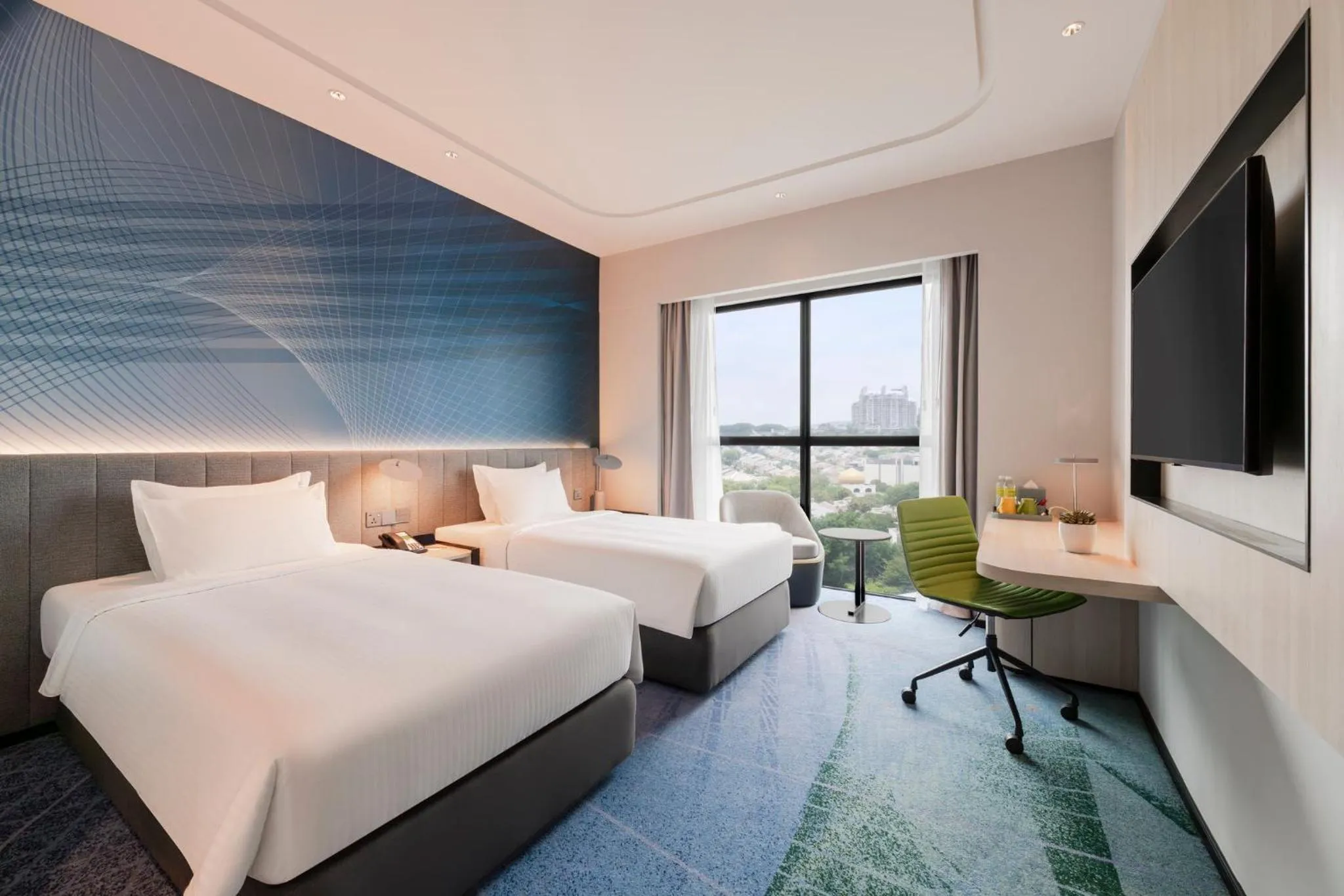 Photo of the whole room, Bed in Holiday Inn Kuala Lumpur Bangsar by IHG