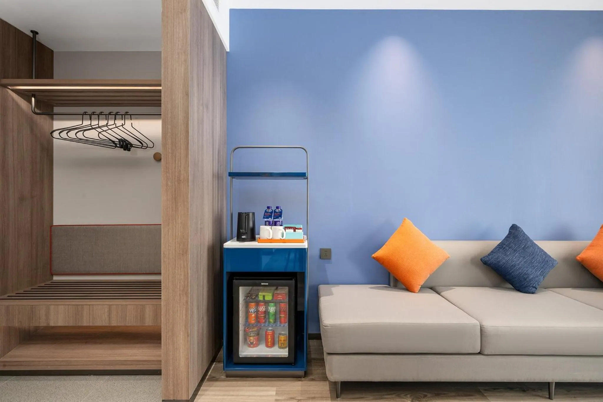 Photo of the whole room in Holiday Inn Express Qingdao Hongdao Station by IHG - Qingdao International Airport