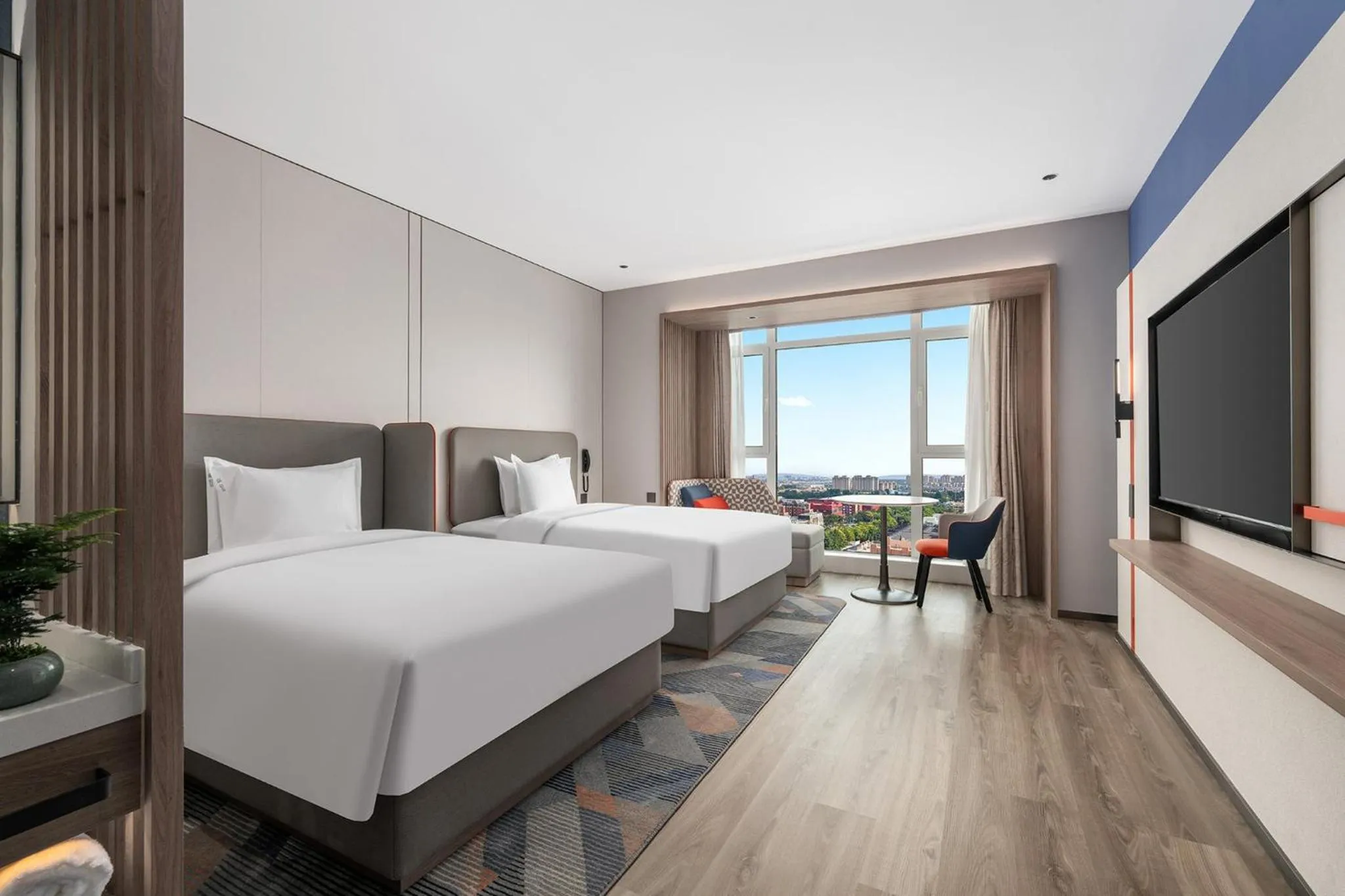 Photo of the whole room, Bed in Holiday Inn Express Qingdao Hongdao Station by IHG - Qingdao International Airport