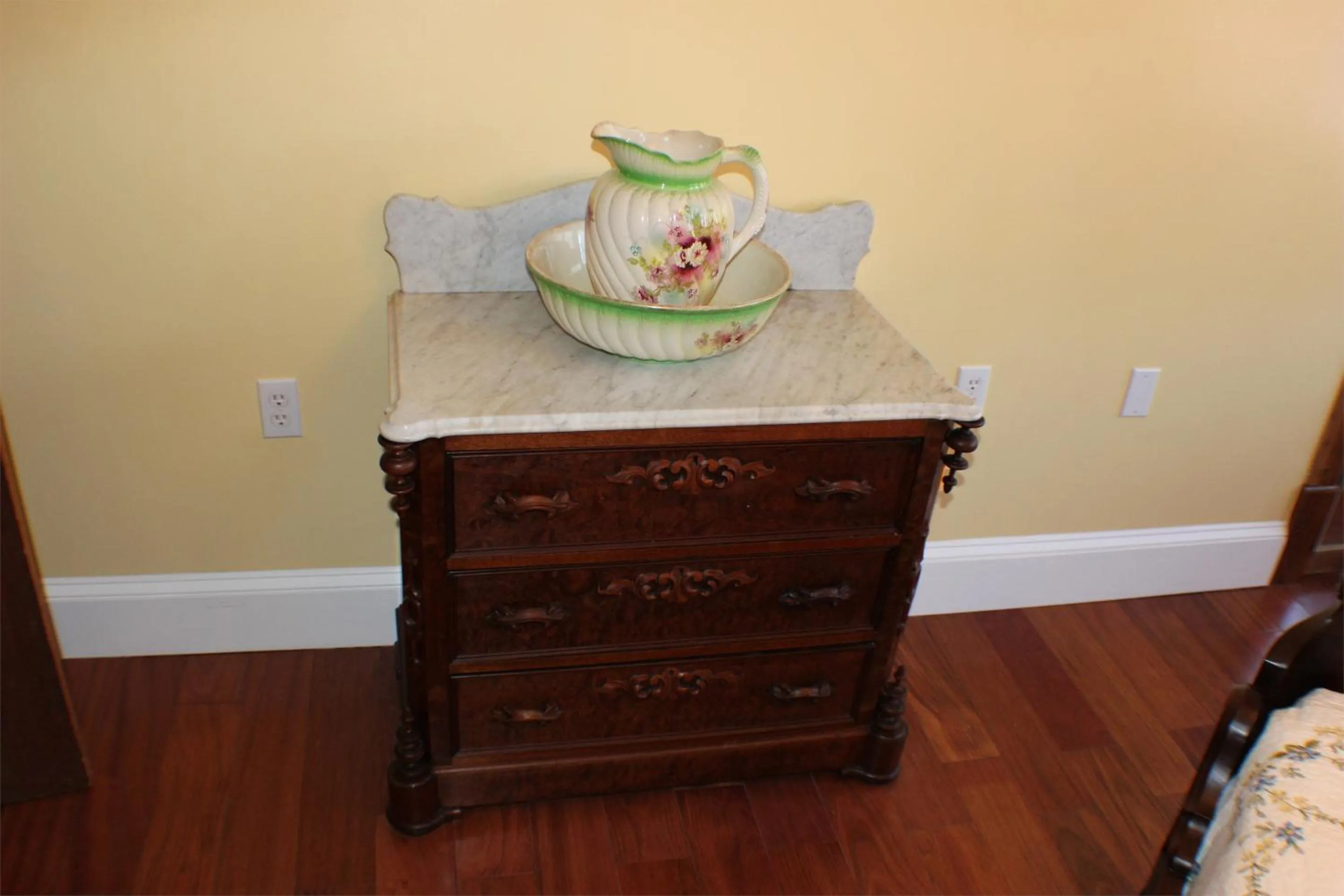 Bedroom in Millsap-Baker Estate