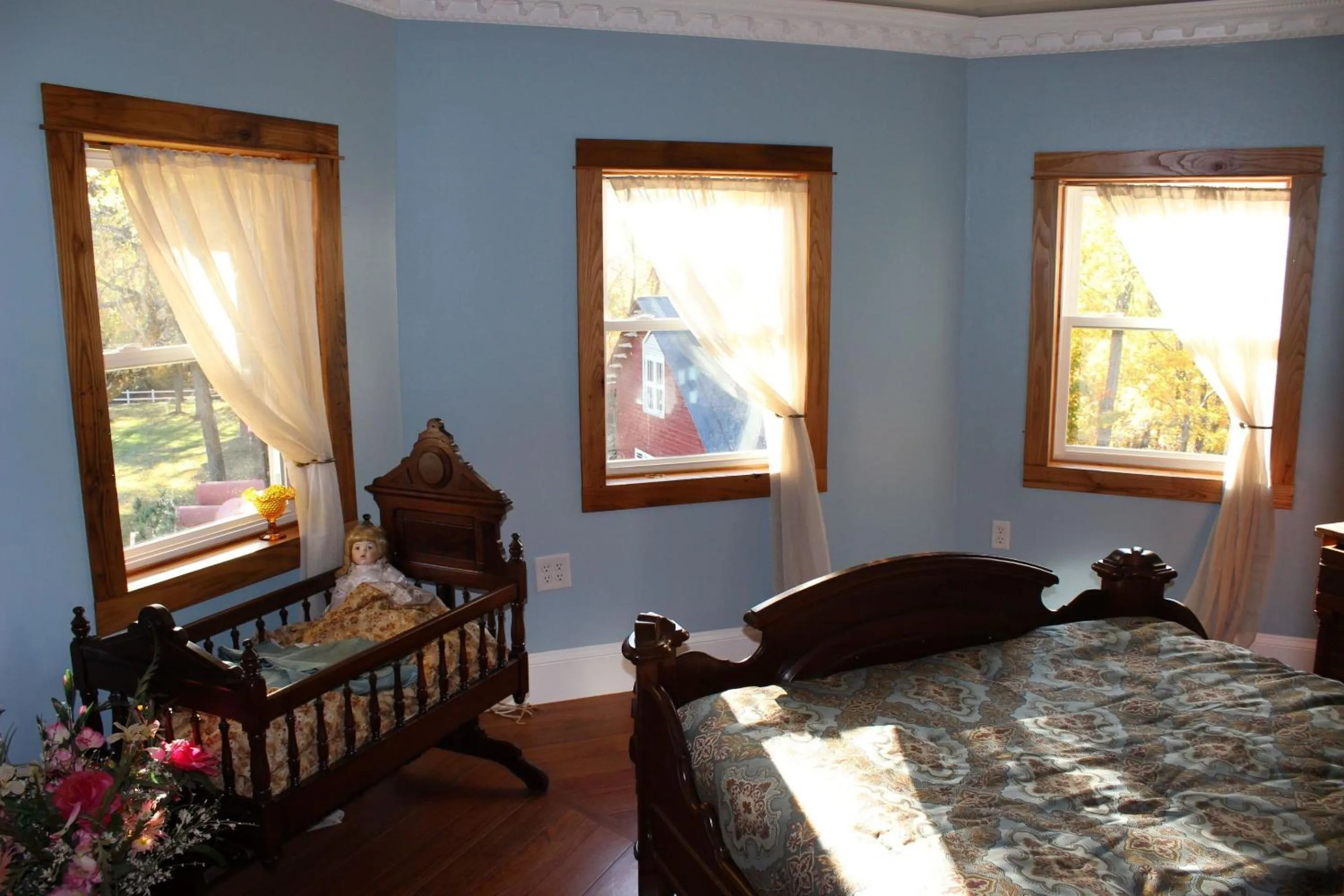 Bedroom in Millsap-Baker Estate