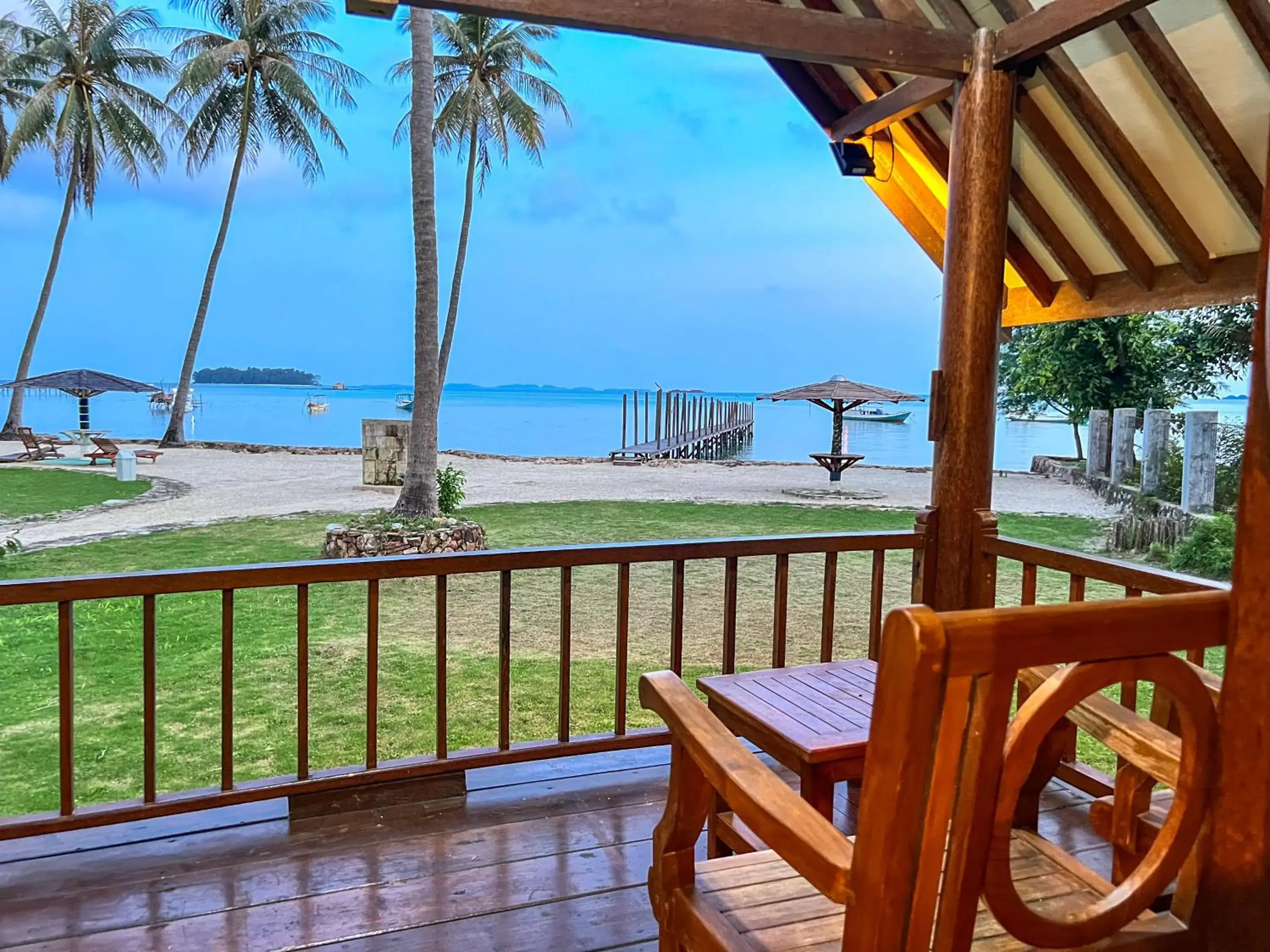 Deluxe Bungalow with Sea View in Arys Lagoon Bungalow & Hotel Deluxe Bungalow with Sea View in Arys Lagoon Bungalow & Hotel