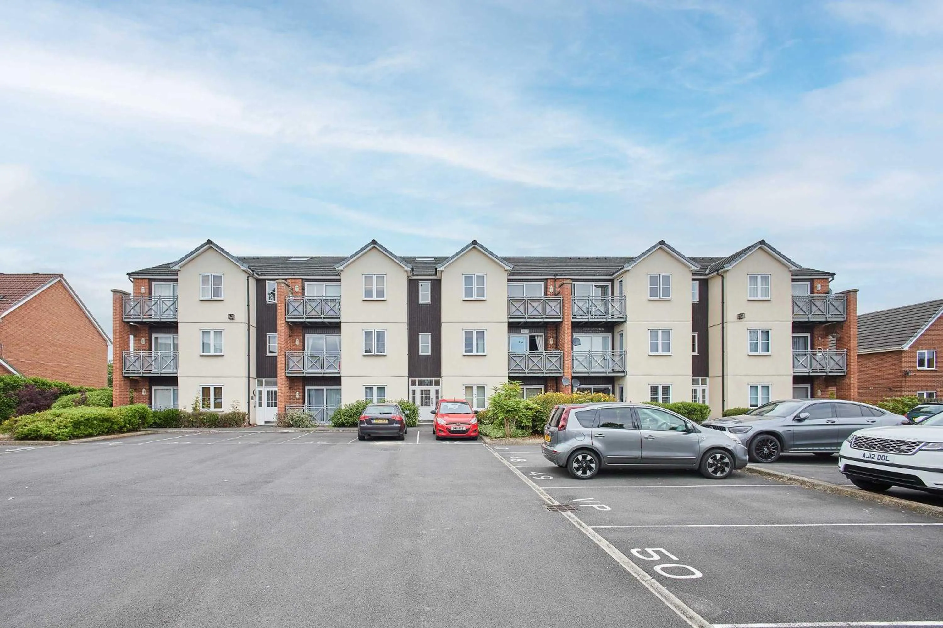 Property building in Host & Stay - Maddren Way