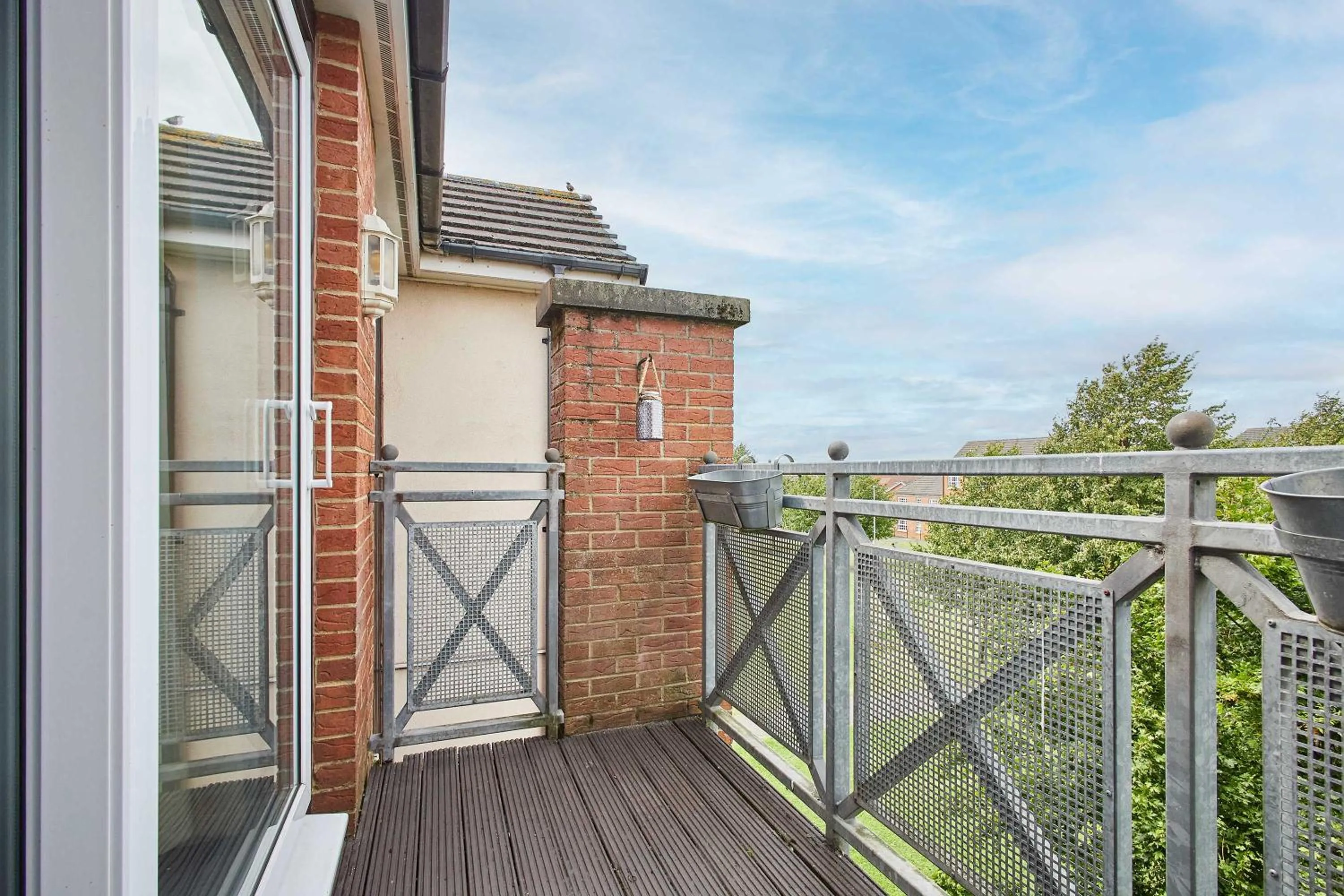 Property building in Host & Stay - Maddren Way