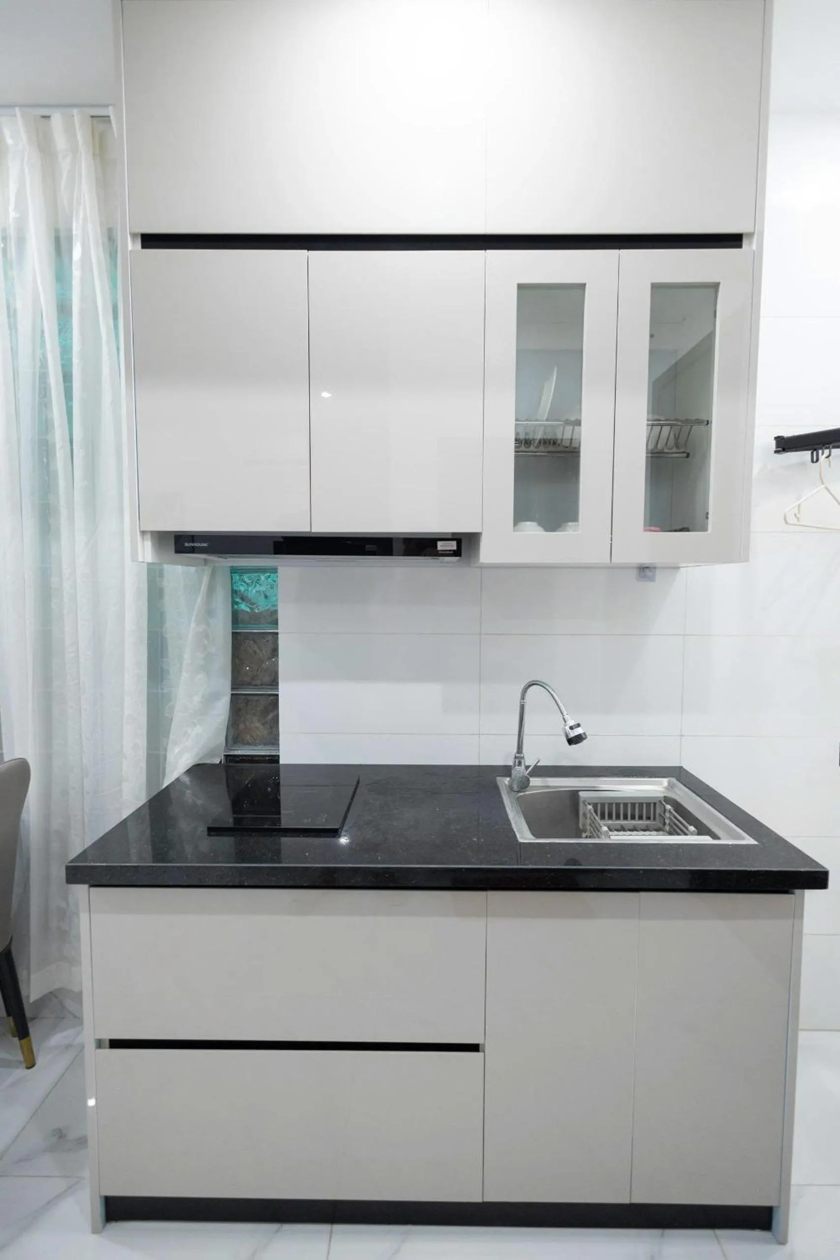 Kitchen or kitchenette in Homestay-Kim Mã -Giang Văn Minh