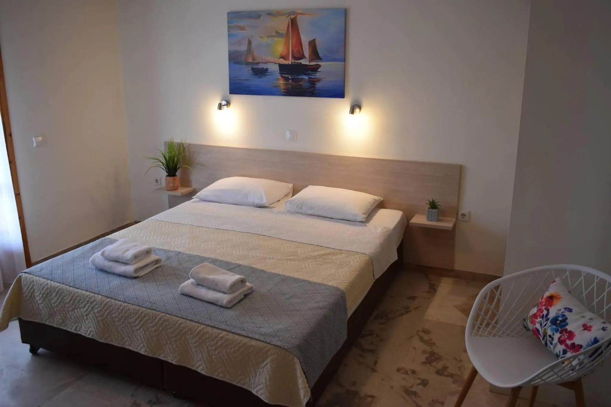 Bed in Tolo Blue Bay