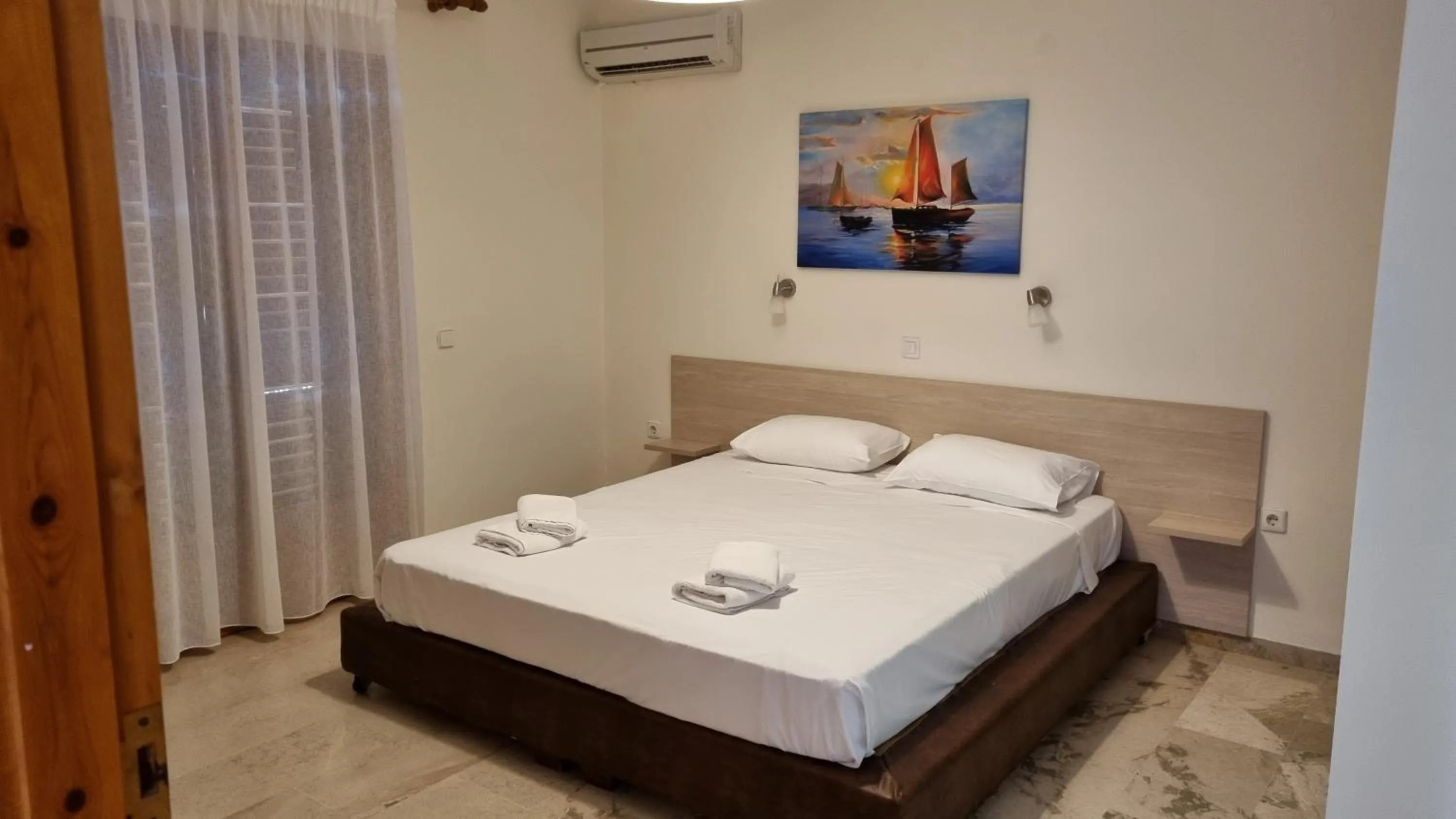 Bed in Tolo Blue Bay