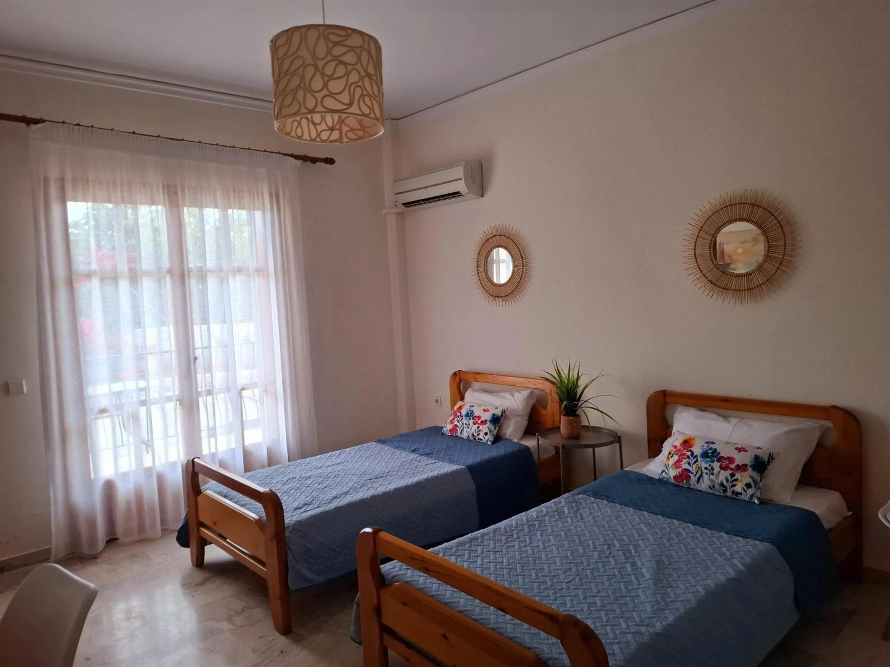 Bed in Tolo Blue Bay