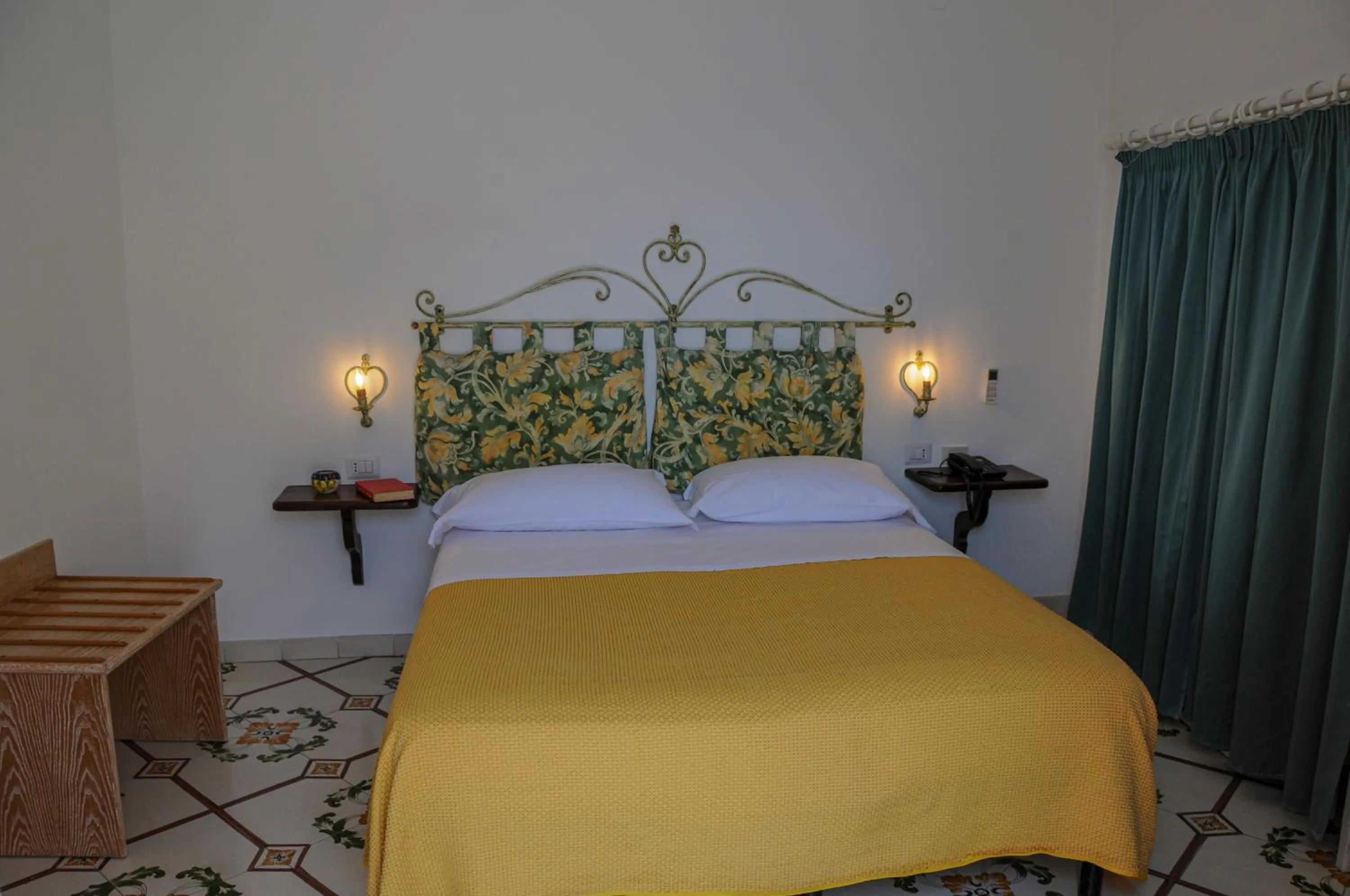 Bed in Hotel Dimora Fornillo