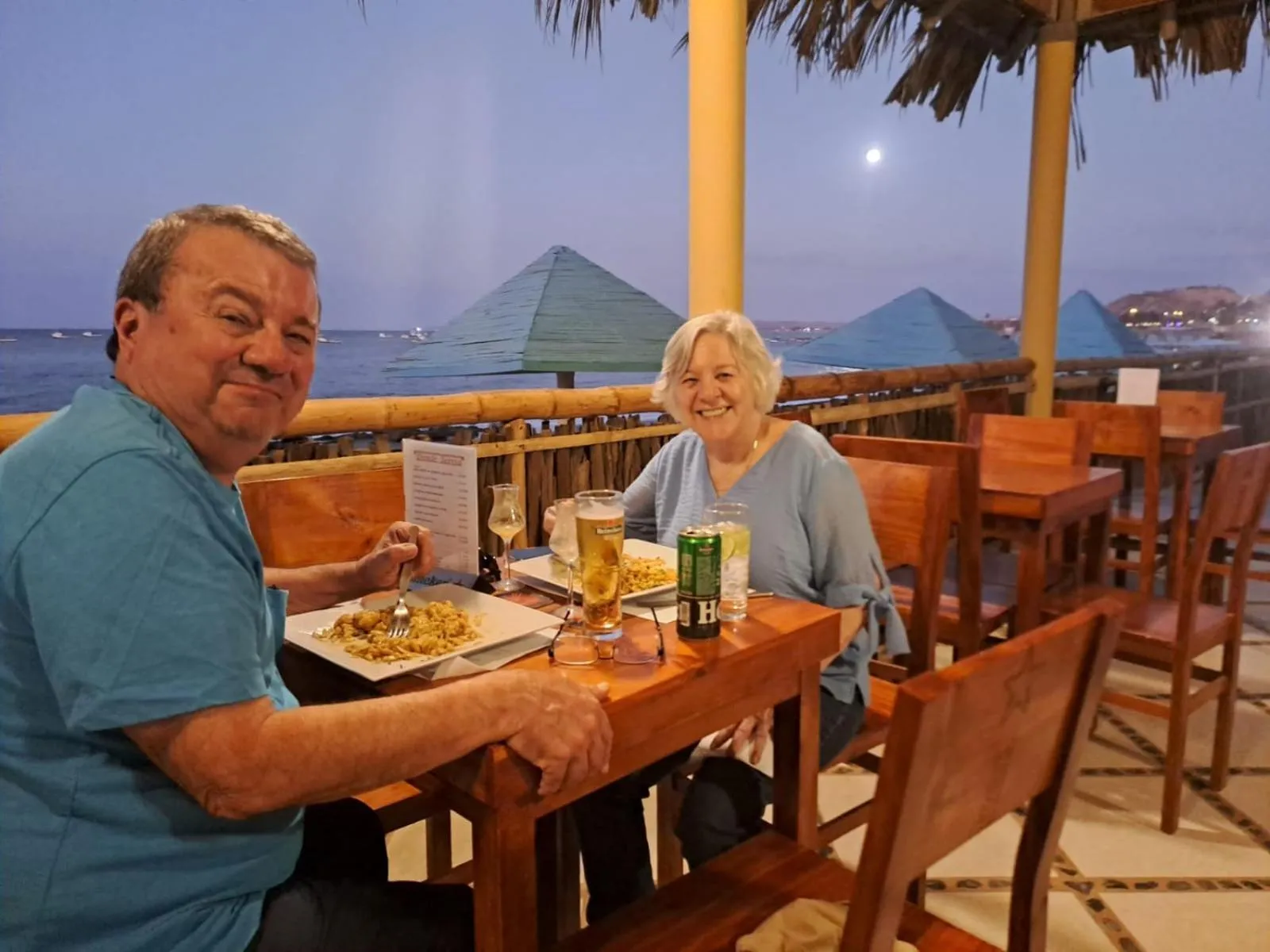 Restaurant/places to eat in H0TELIER Home, Máncora