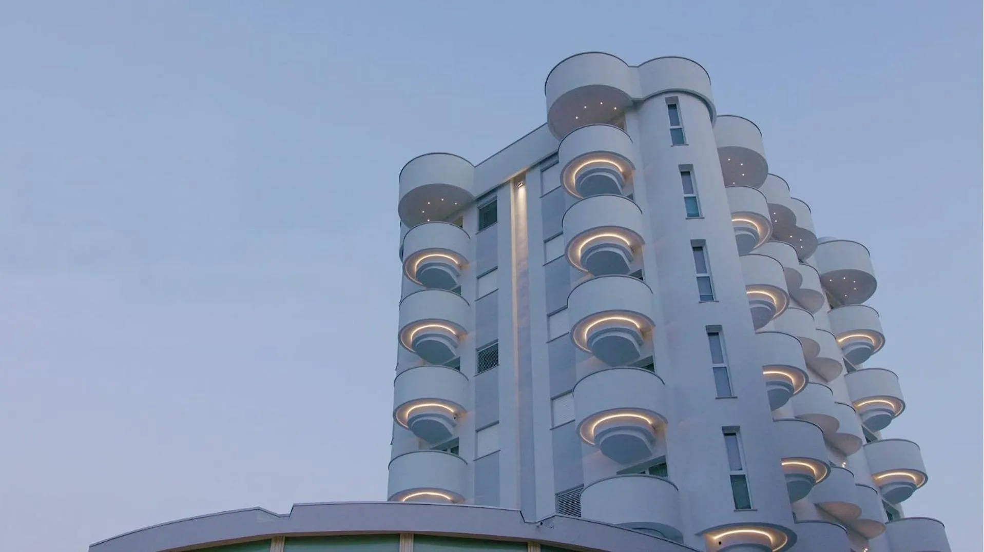 Facade/entrance in Hotel Meeting