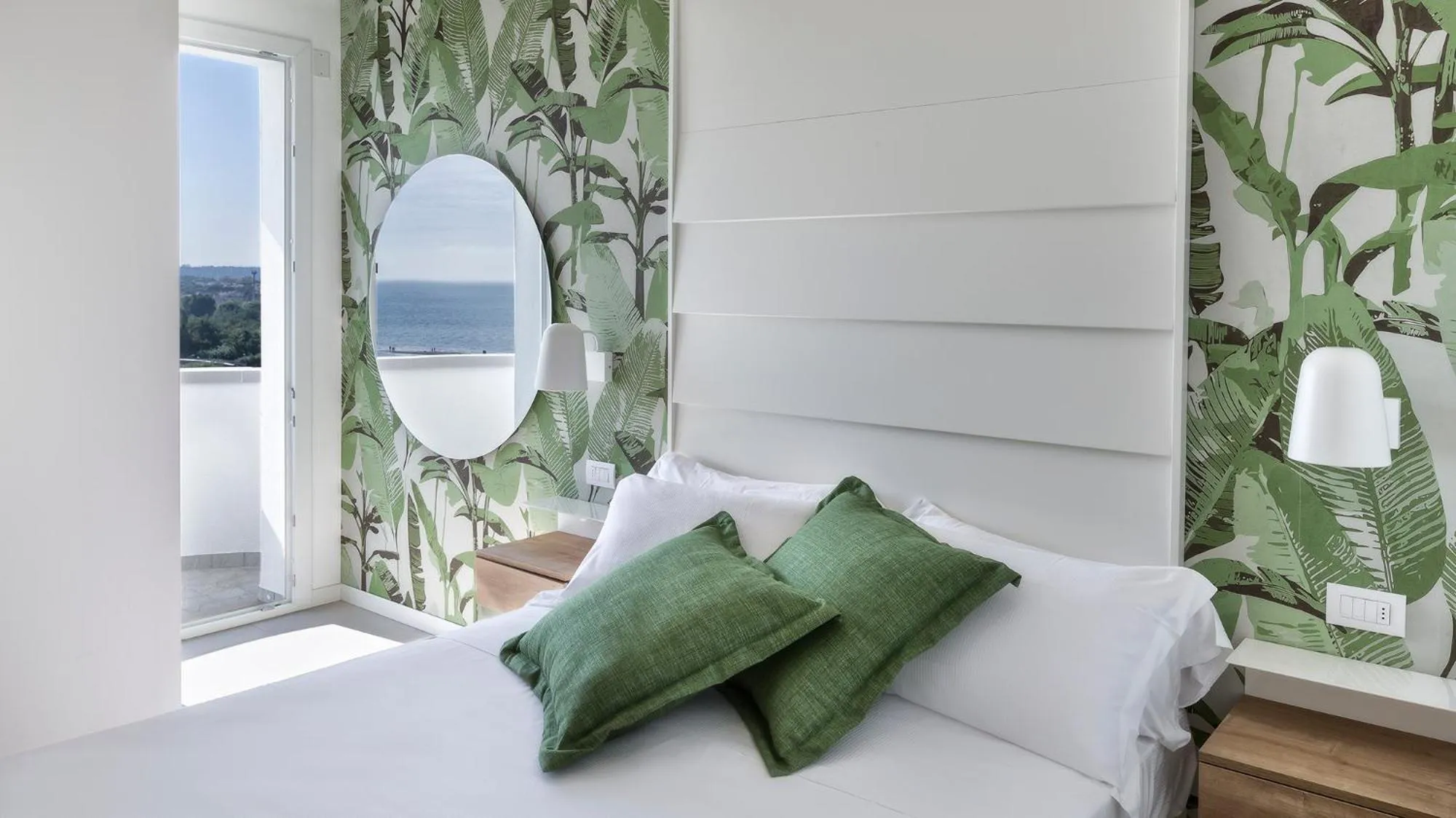 Bed in Hotel Meeting