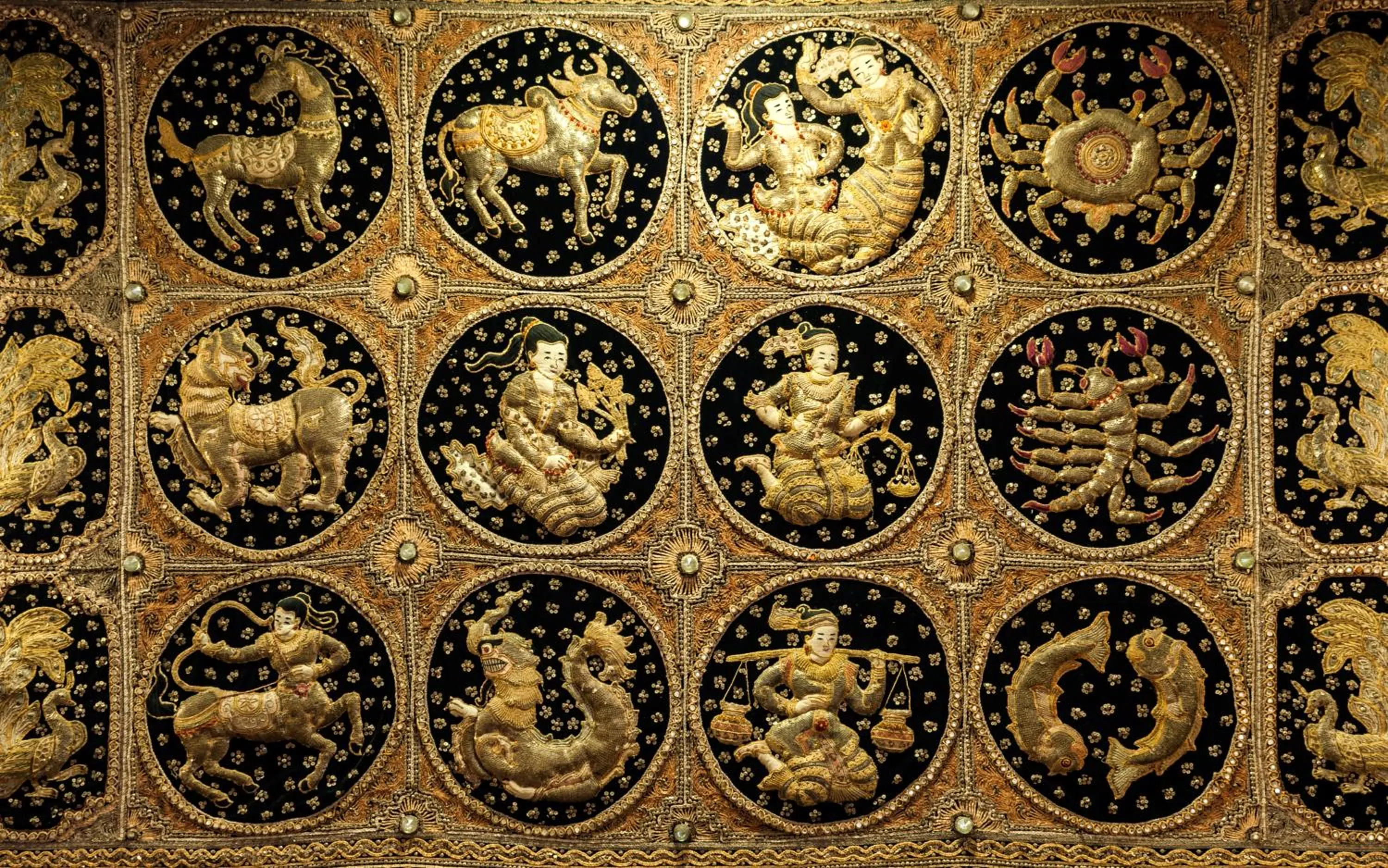 Decorative detail in Hotel Roma